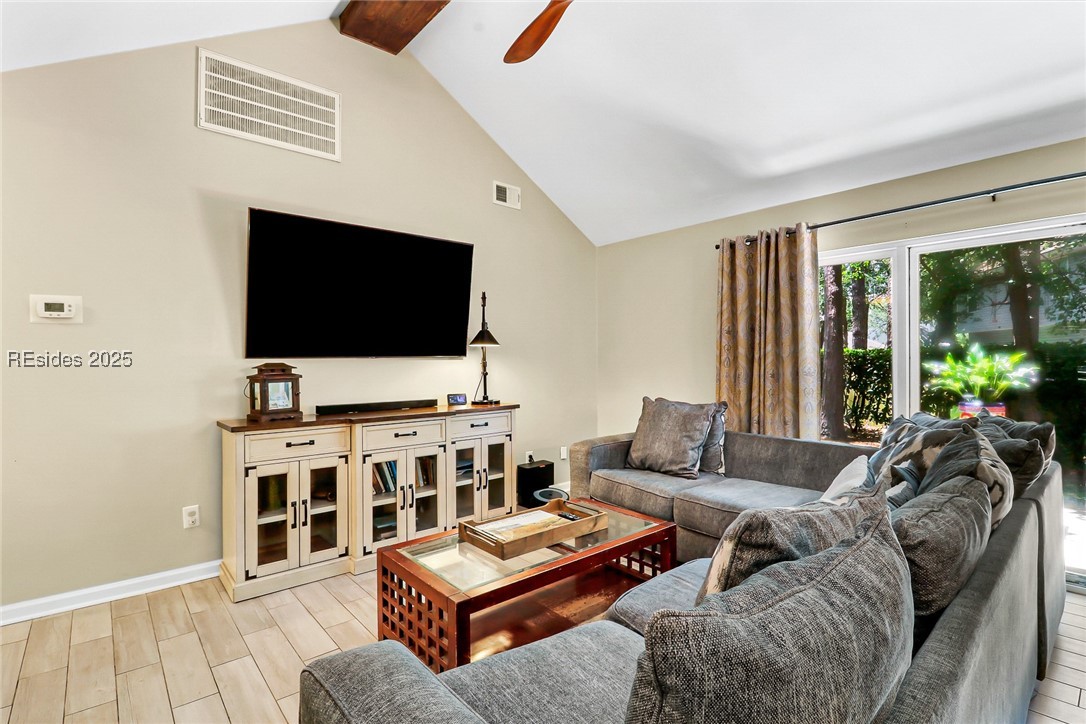 39 Monticello Dr