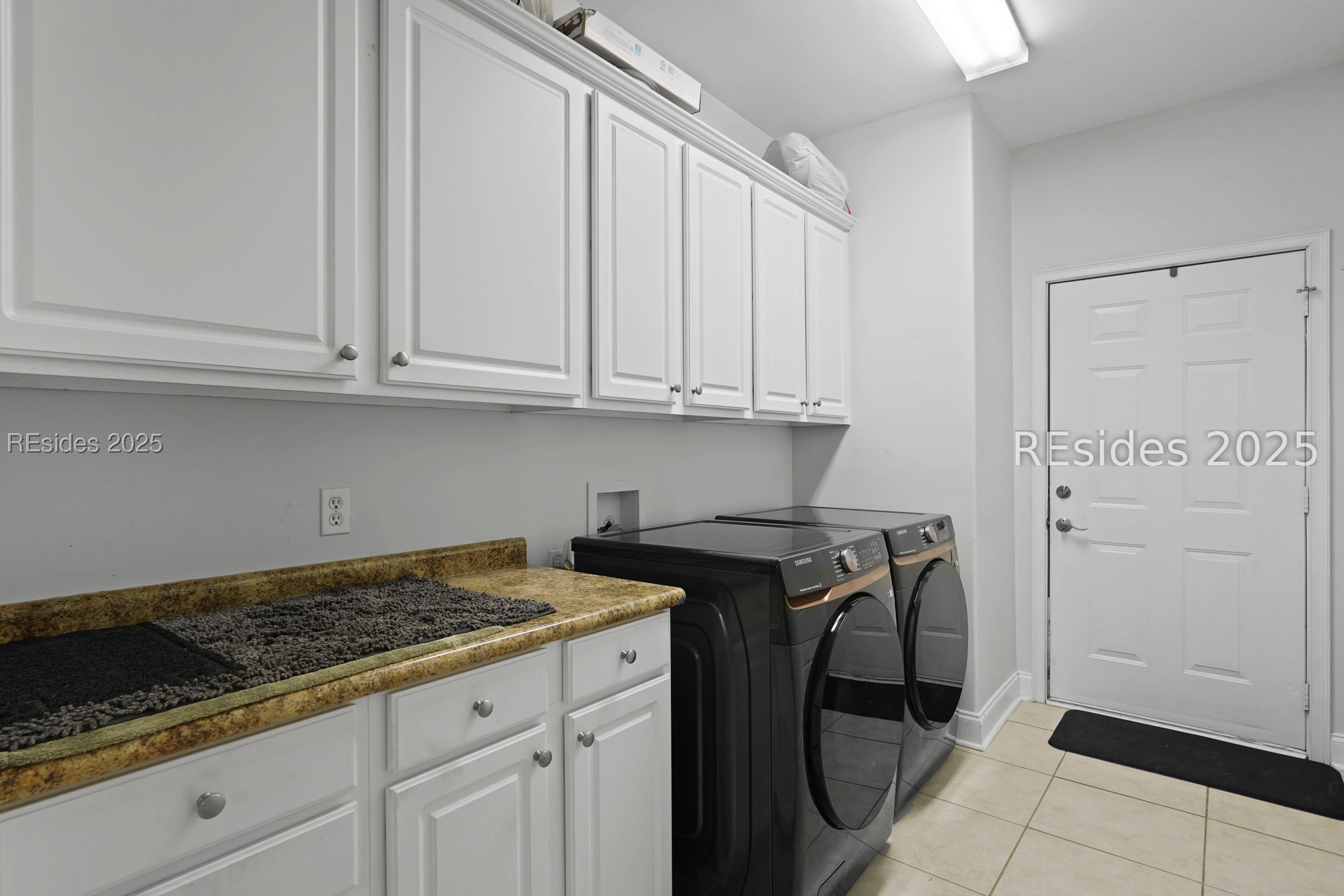 7 Maypop Court