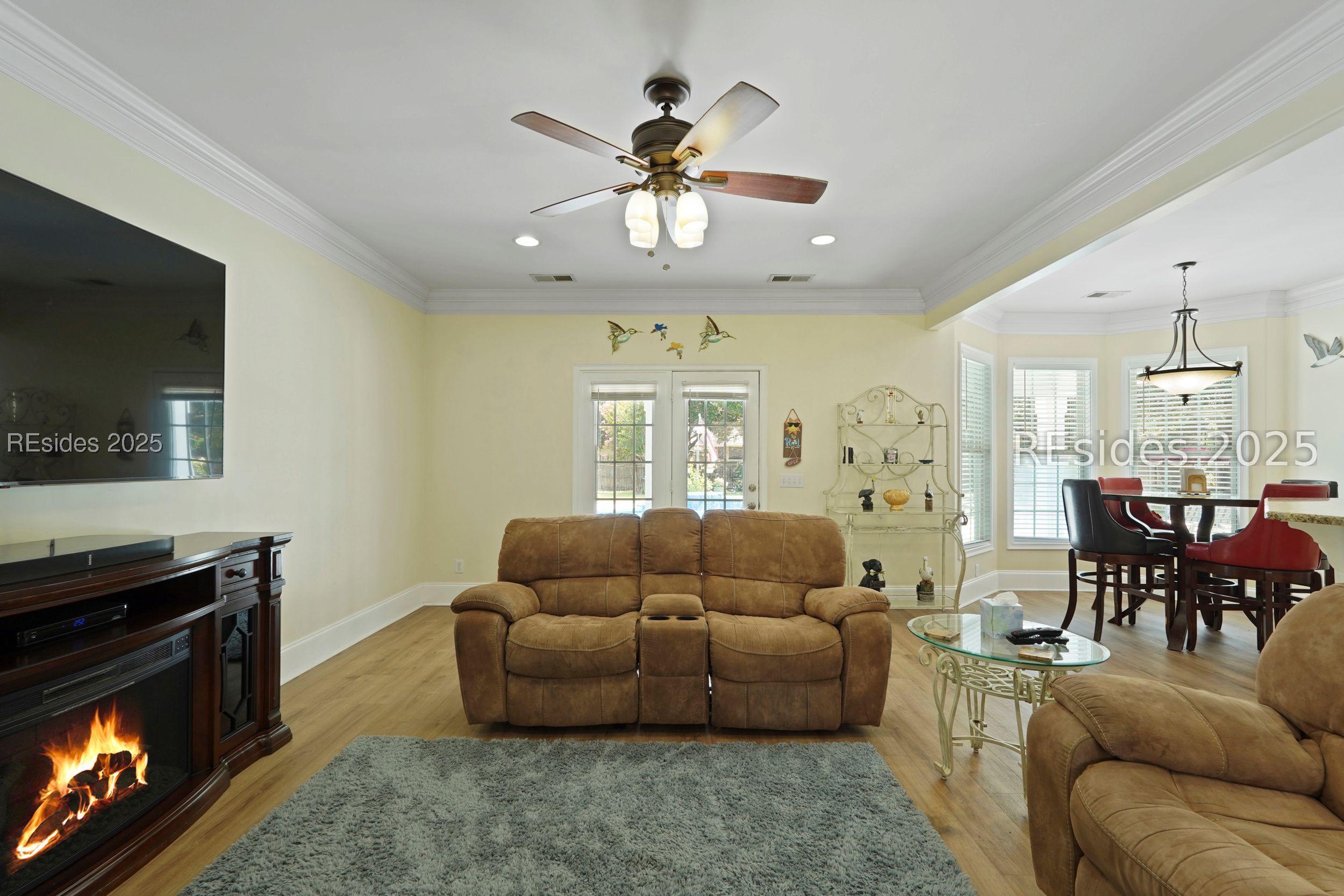 7 Maypop Court