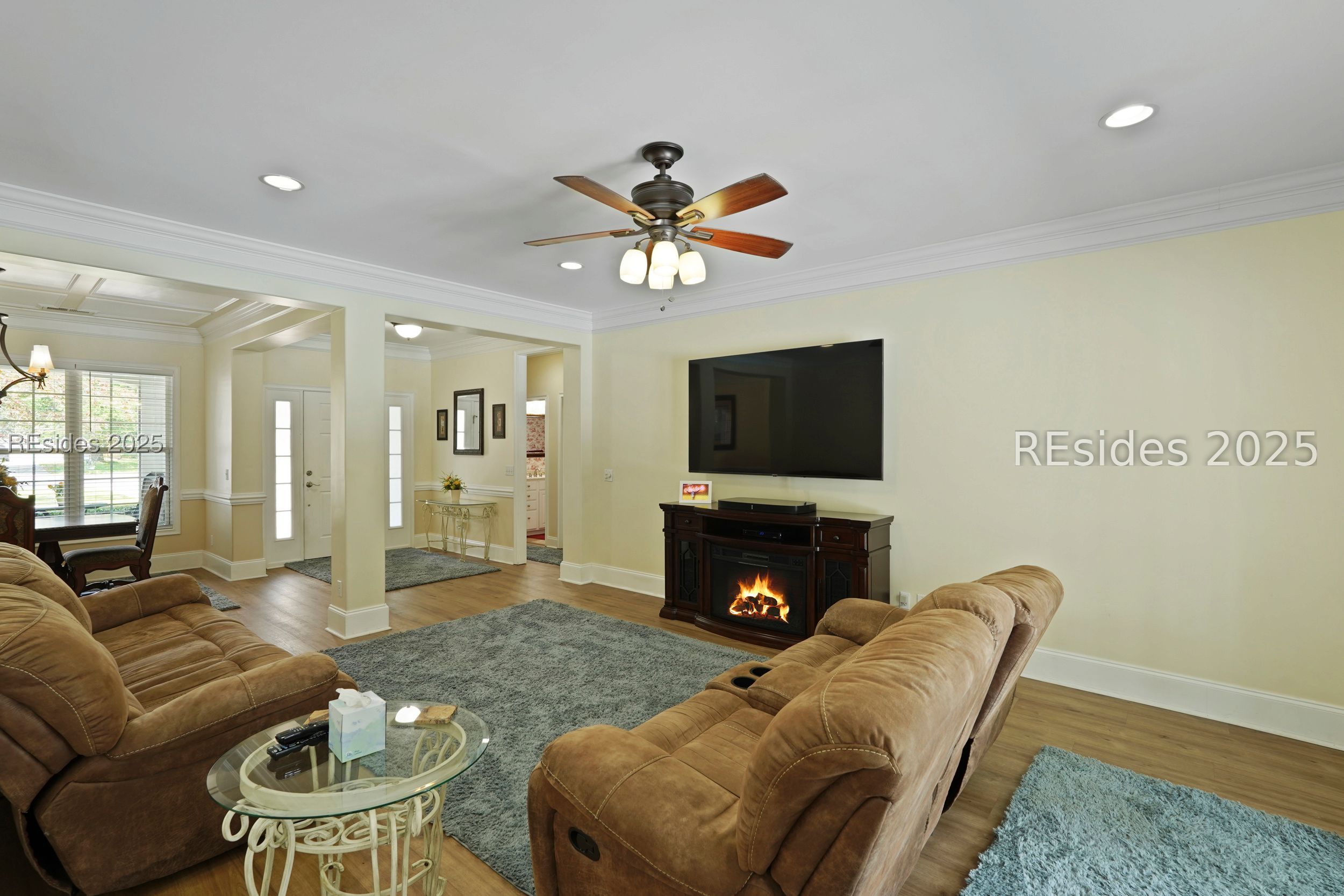 7 Maypop Court