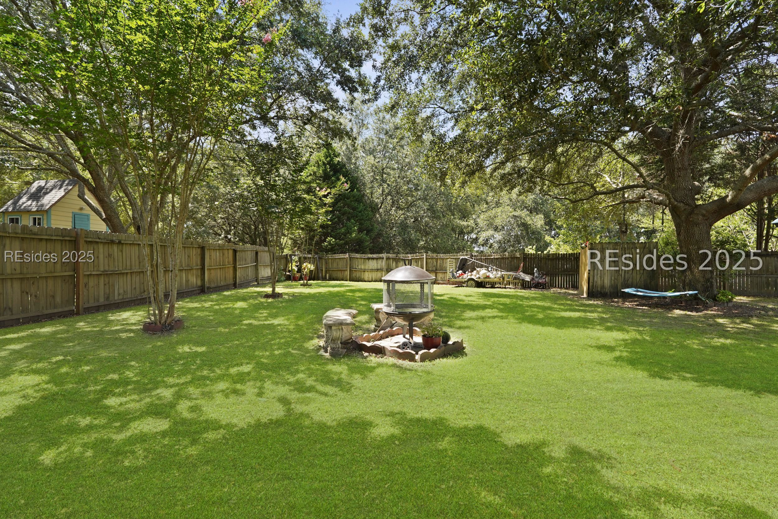 7 Maypop Court