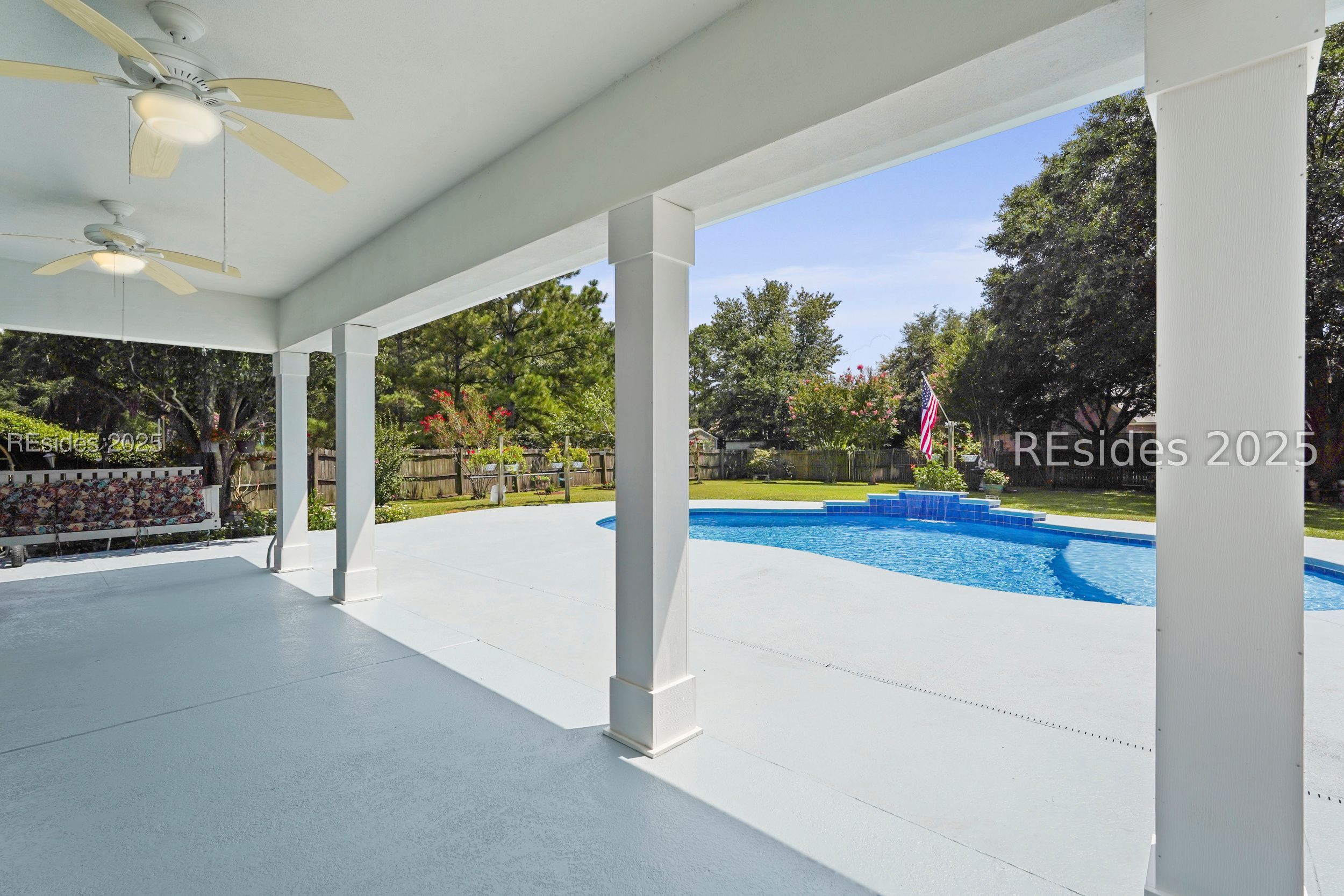 7 Maypop Court