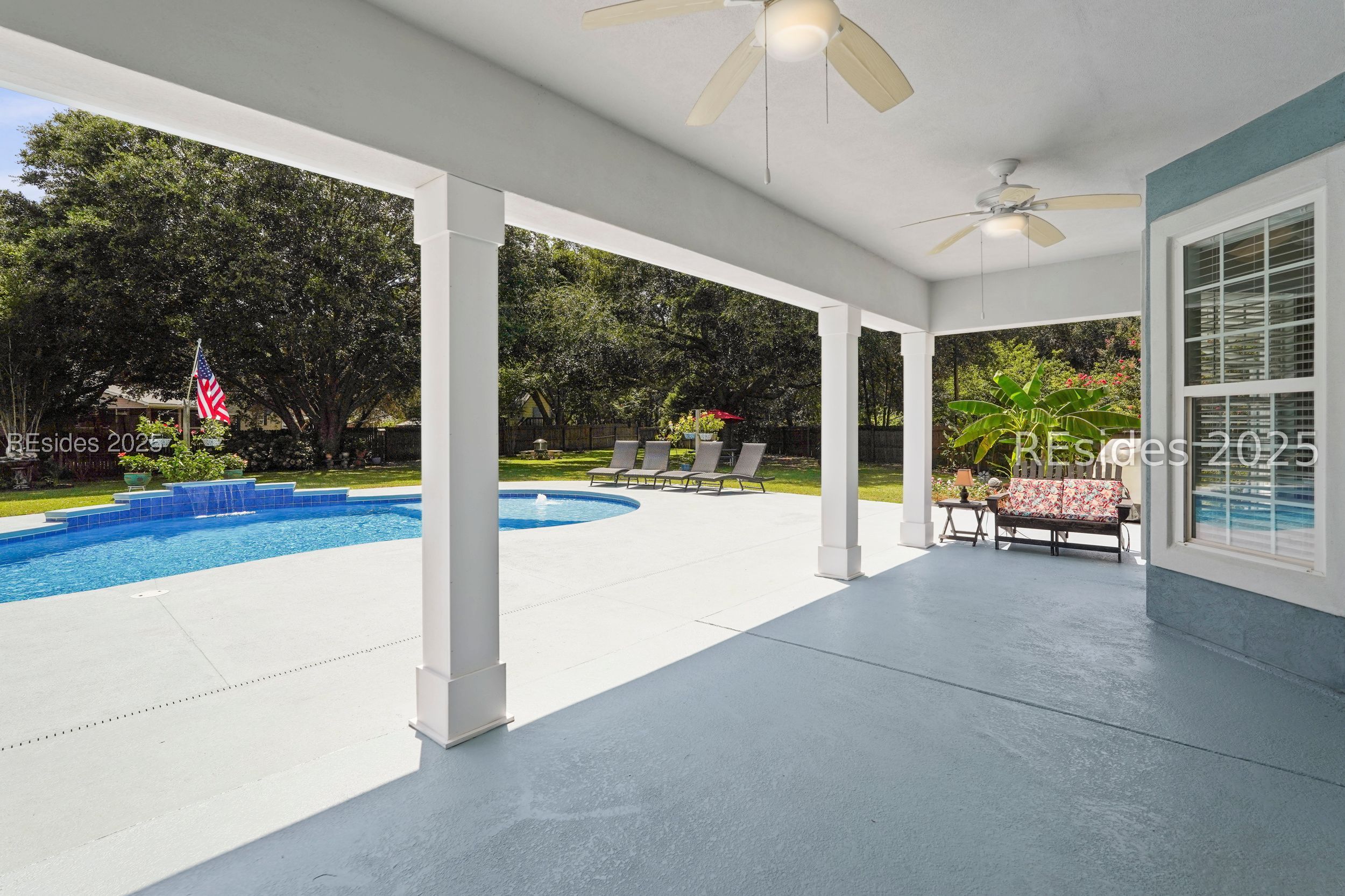 7 Maypop Court