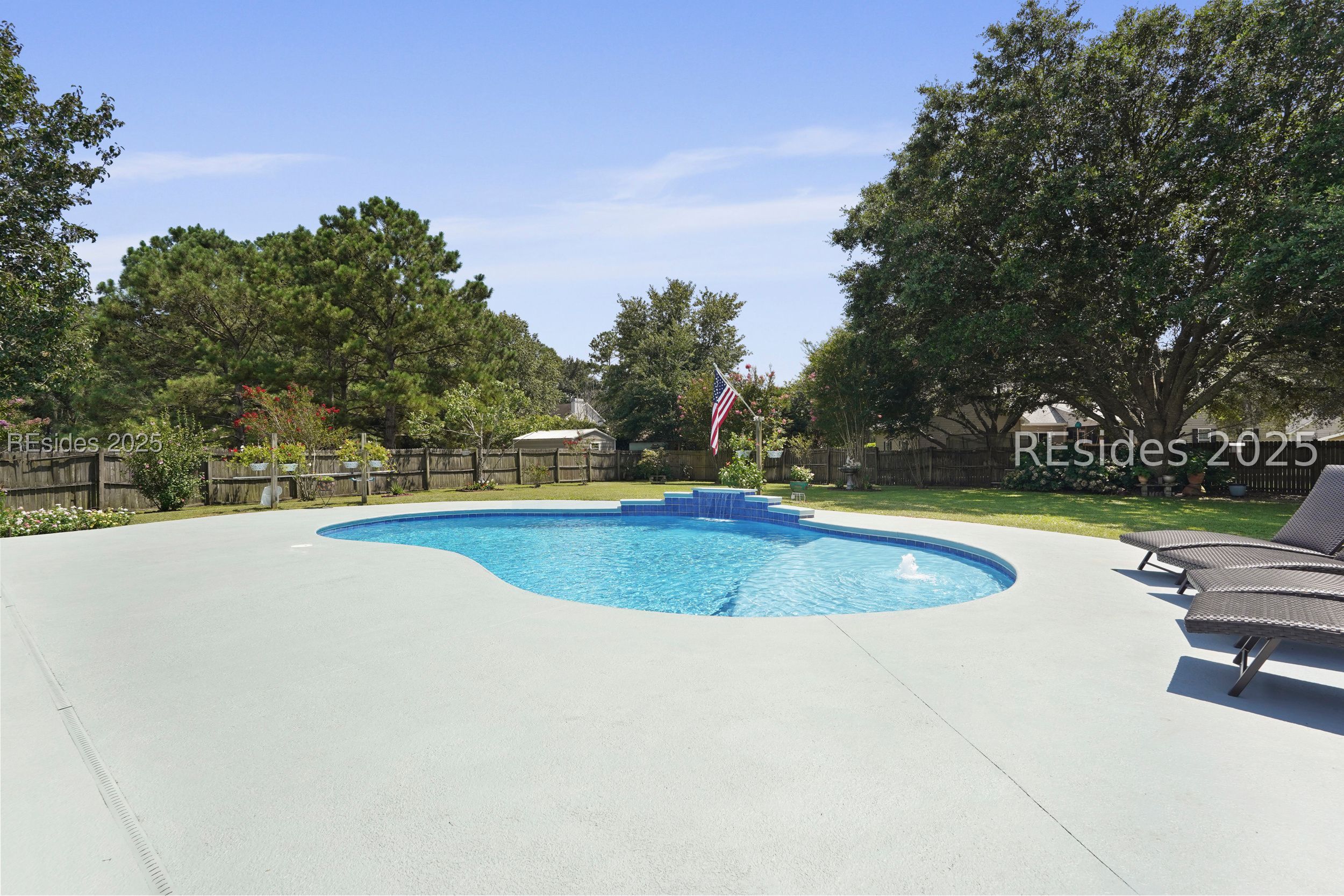 7 Maypop Court