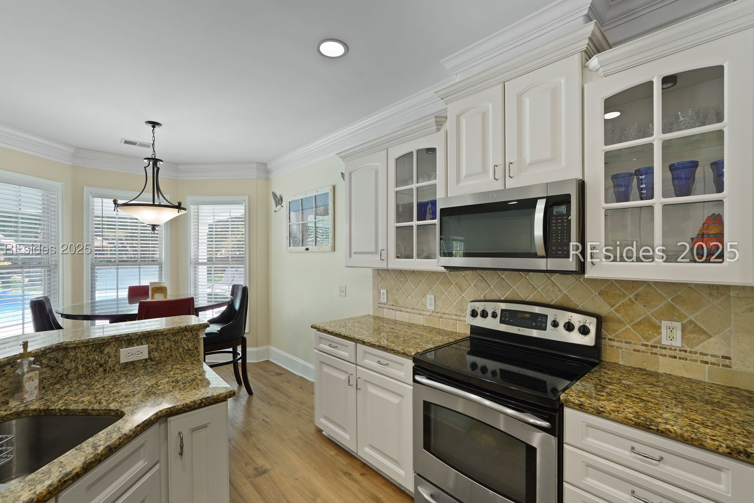 7 Maypop Court