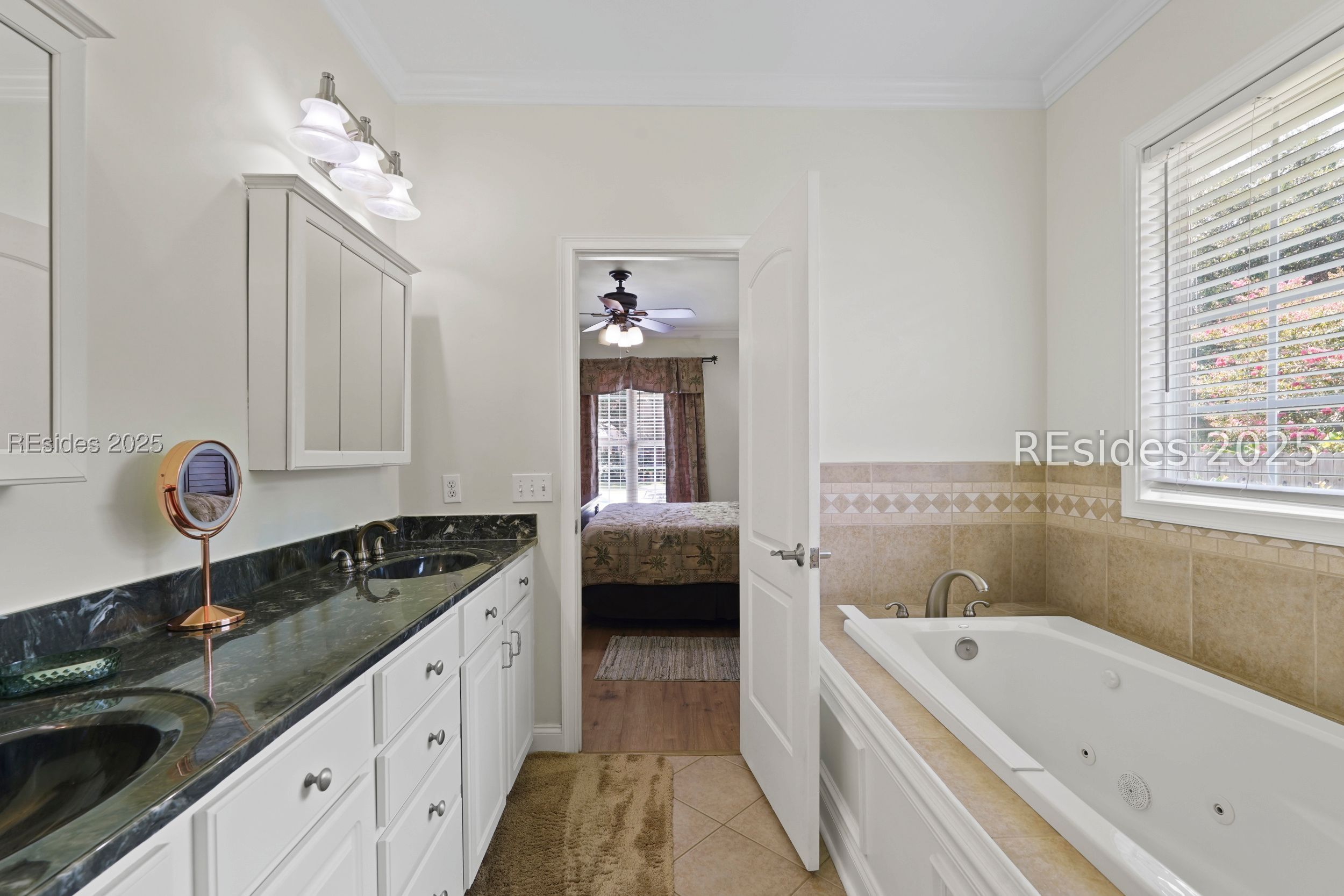 7 Maypop Court