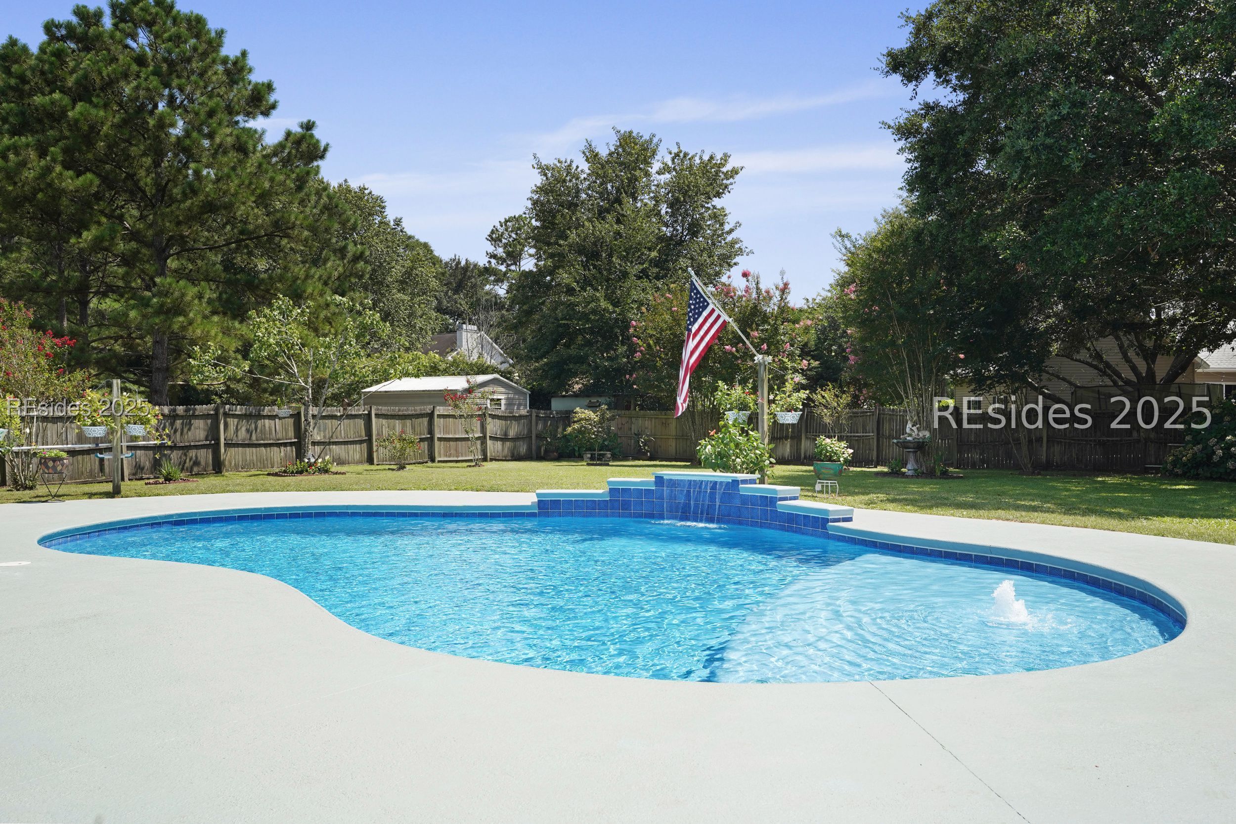 7 Maypop Court