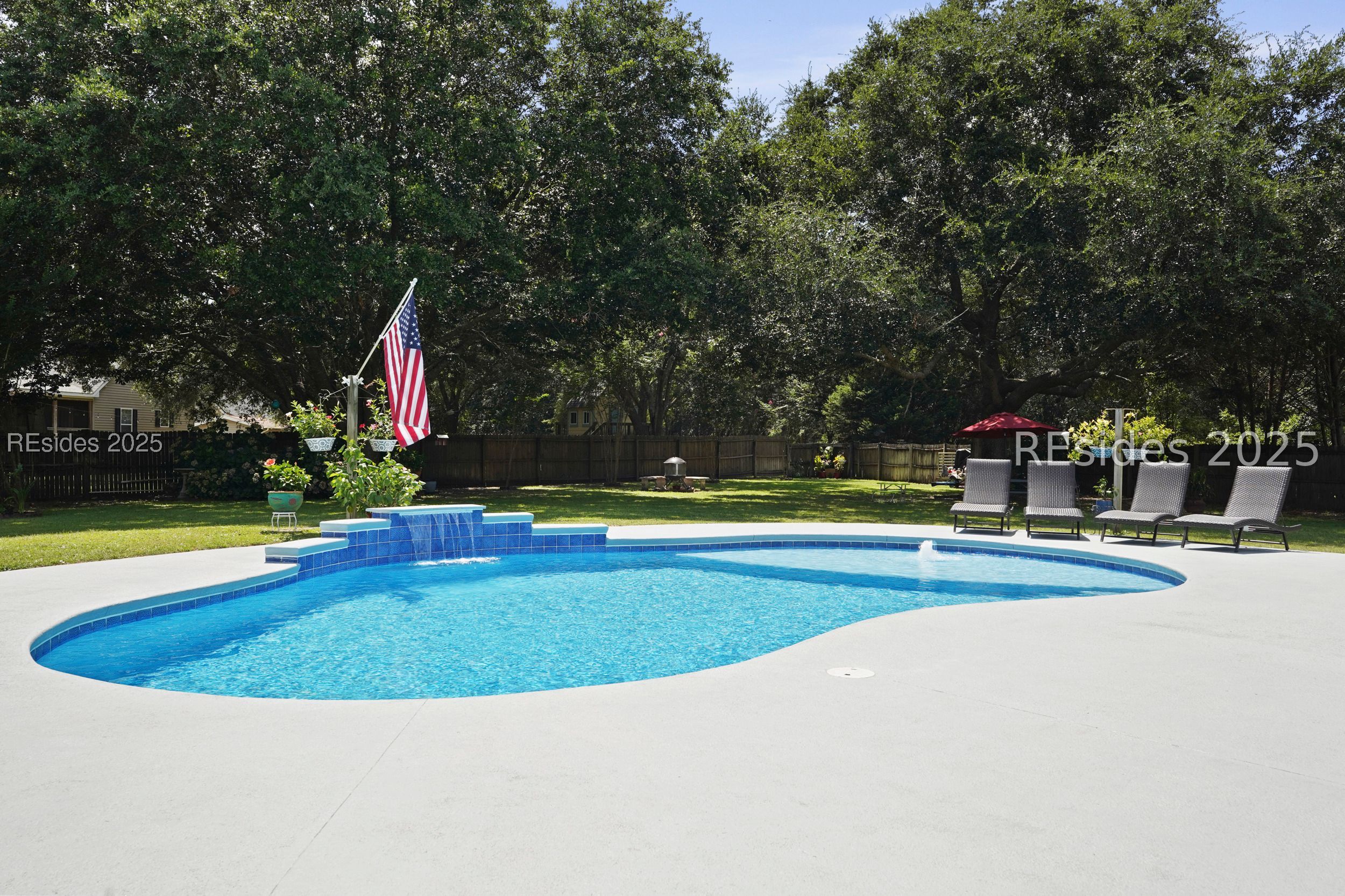 7 Maypop Court
