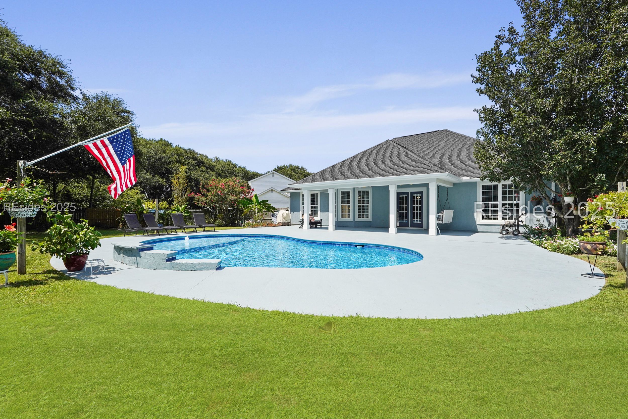 7 Maypop Court