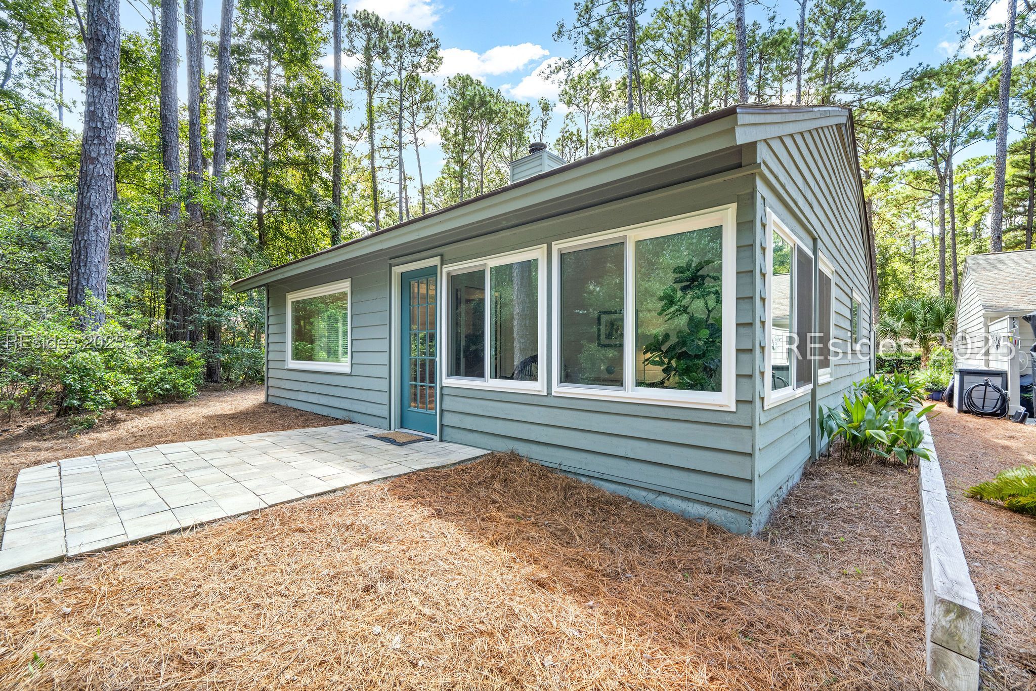 35 Fernwood Court