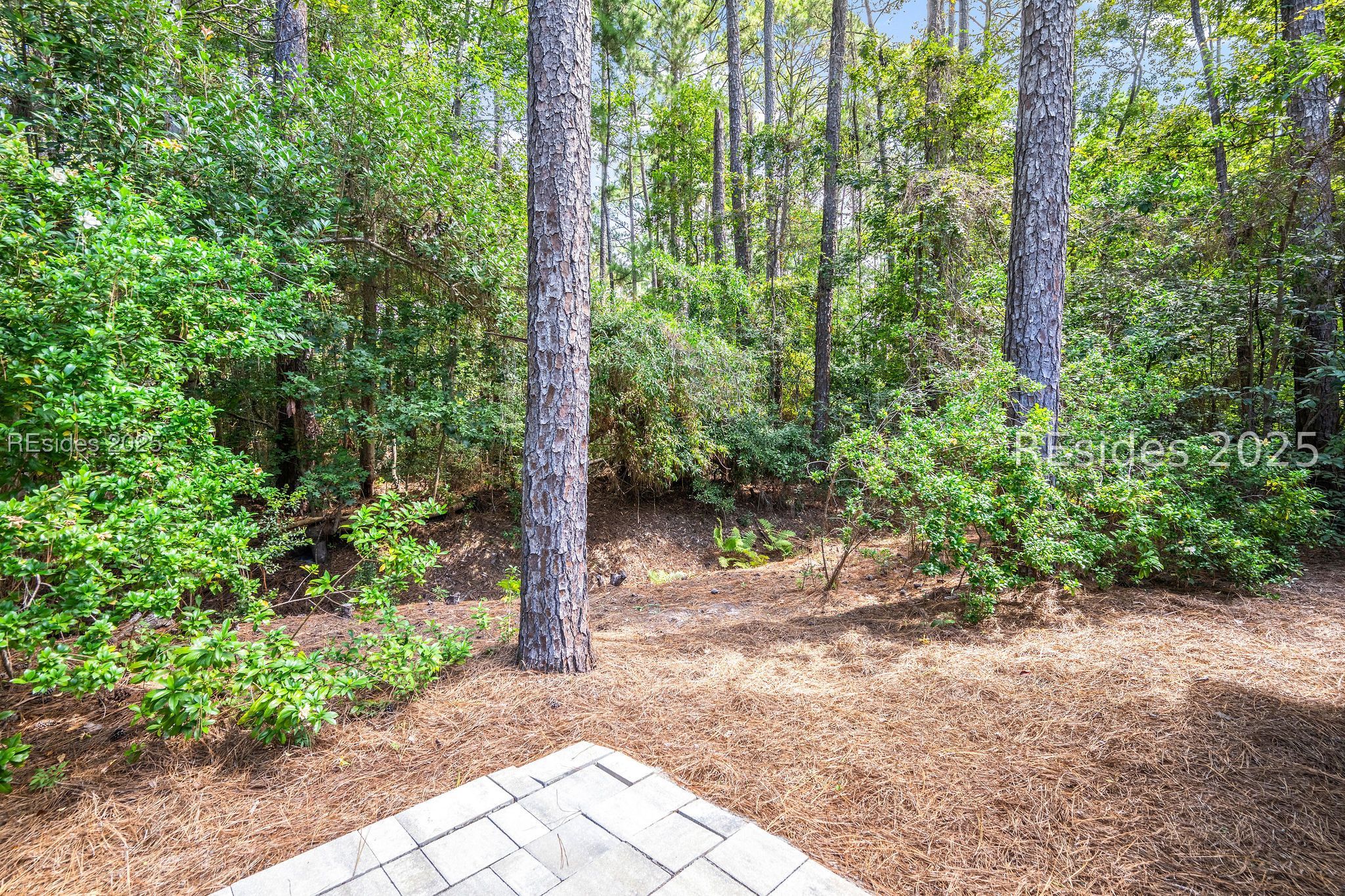 35 Fernwood Court