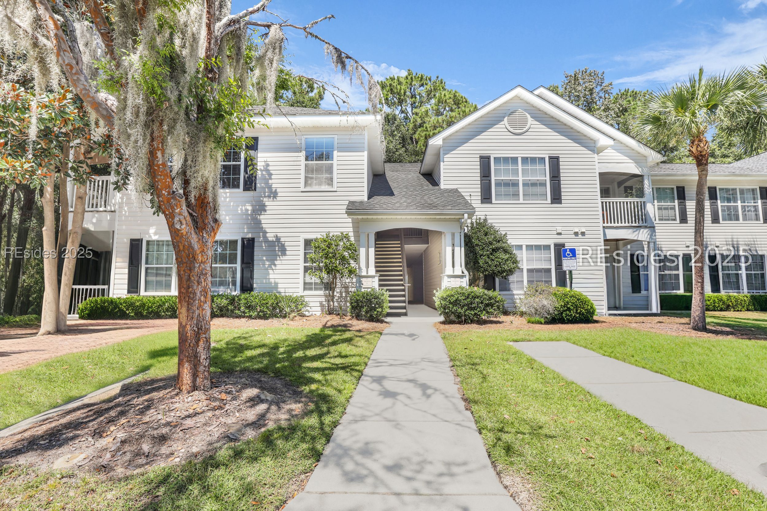 50 Pebble Beach Cove Unit: D211