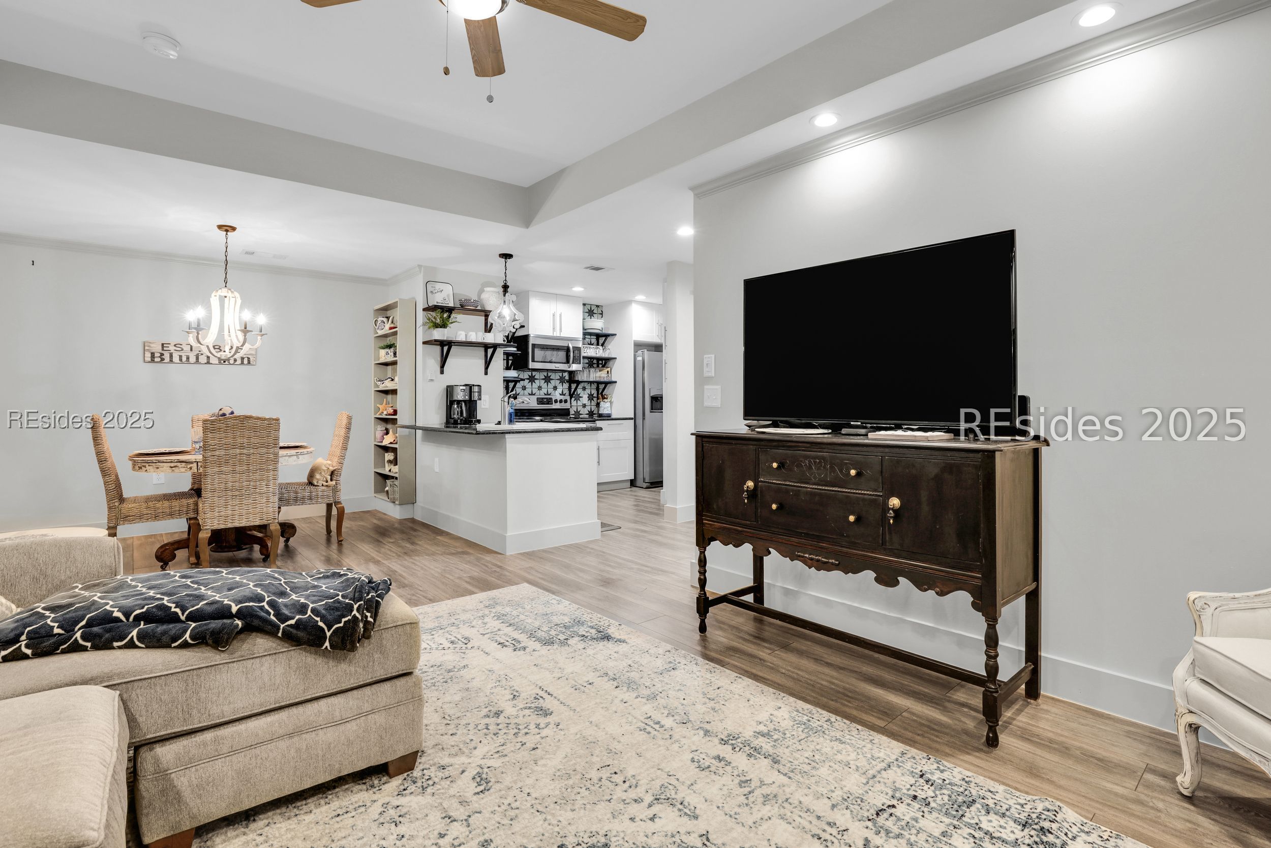 50 Pebble Beach Cove Unit: D211