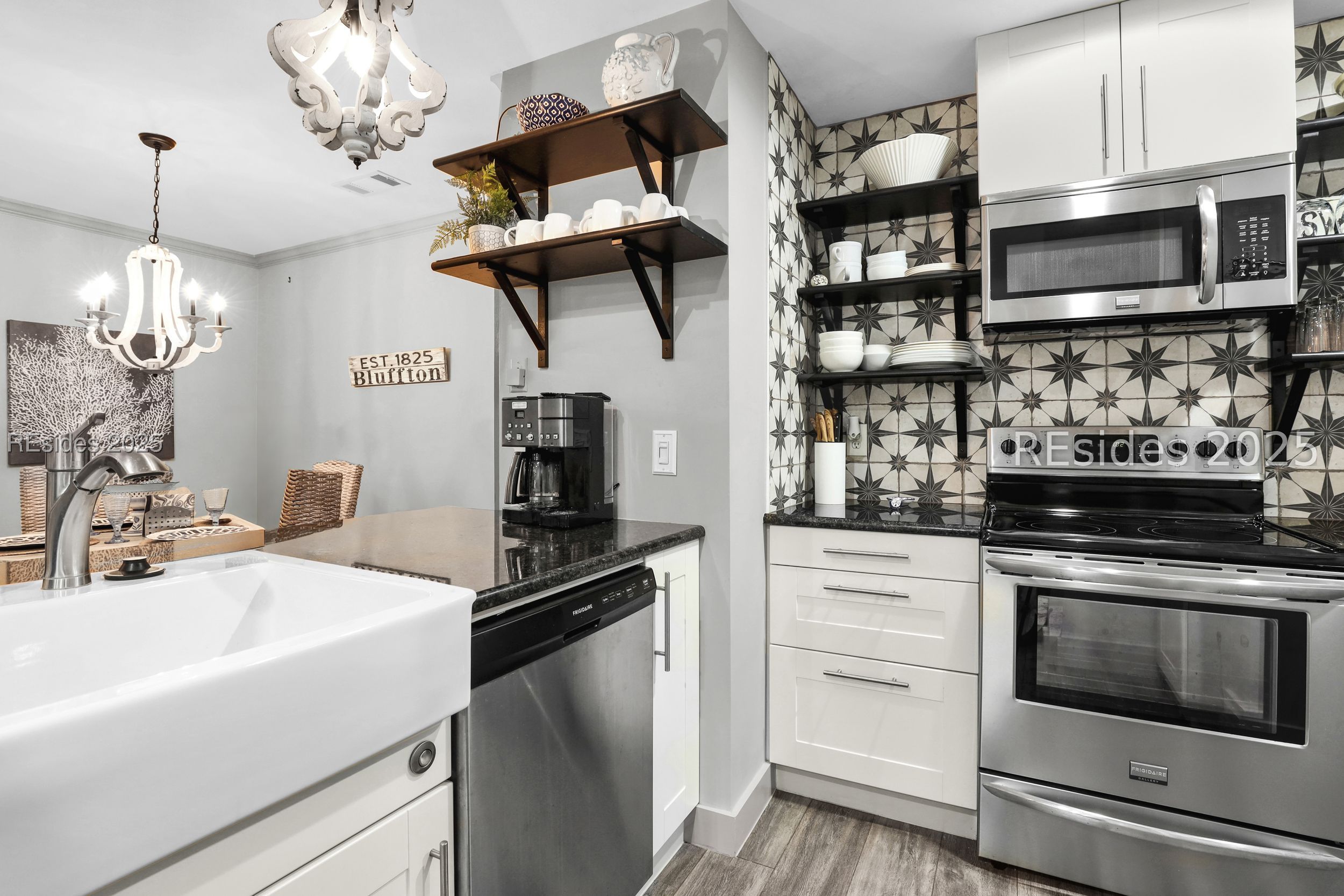 50 Pebble Beach Cove Unit: D211