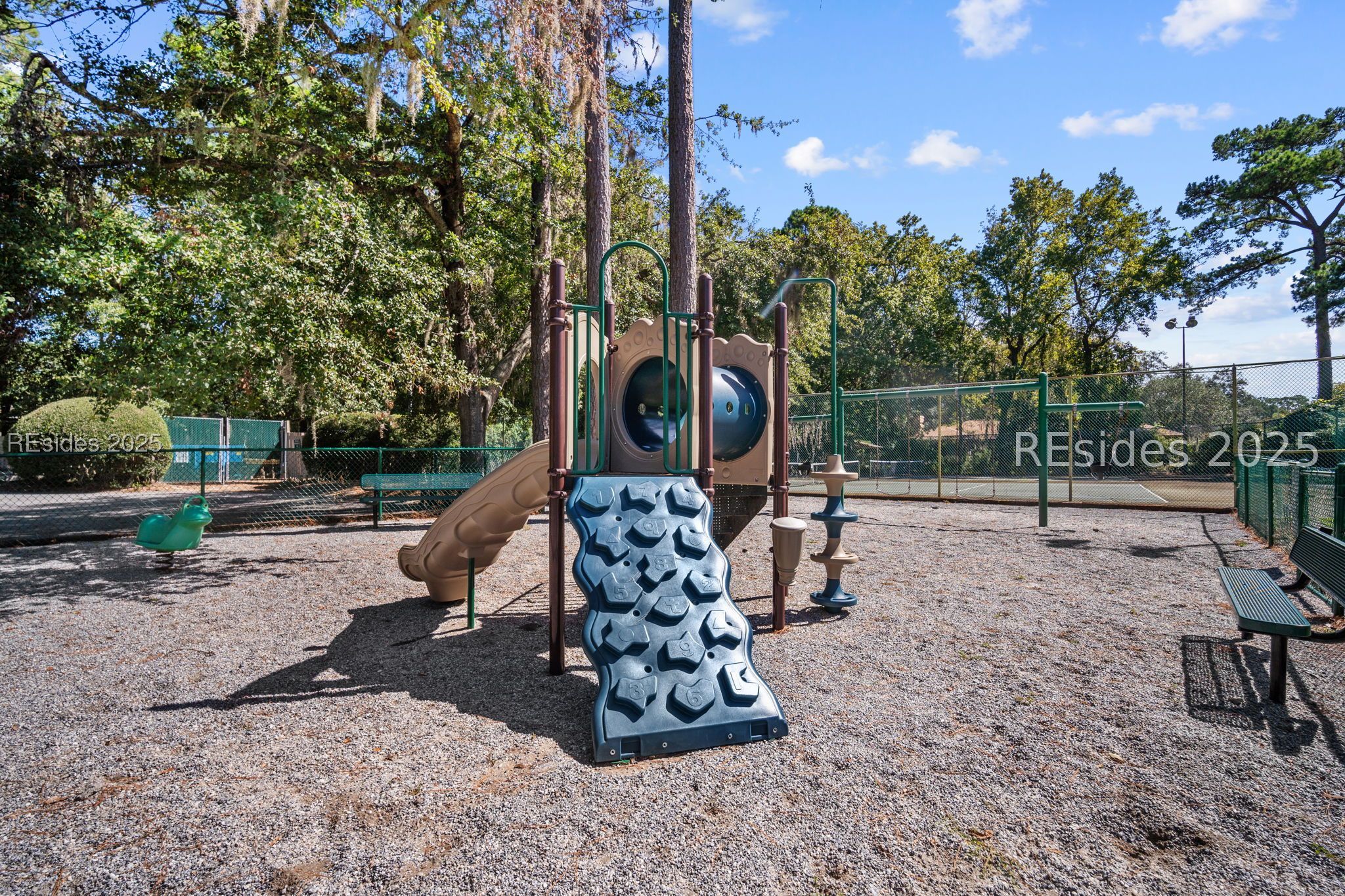 5 Gumtree Road Unit: F6