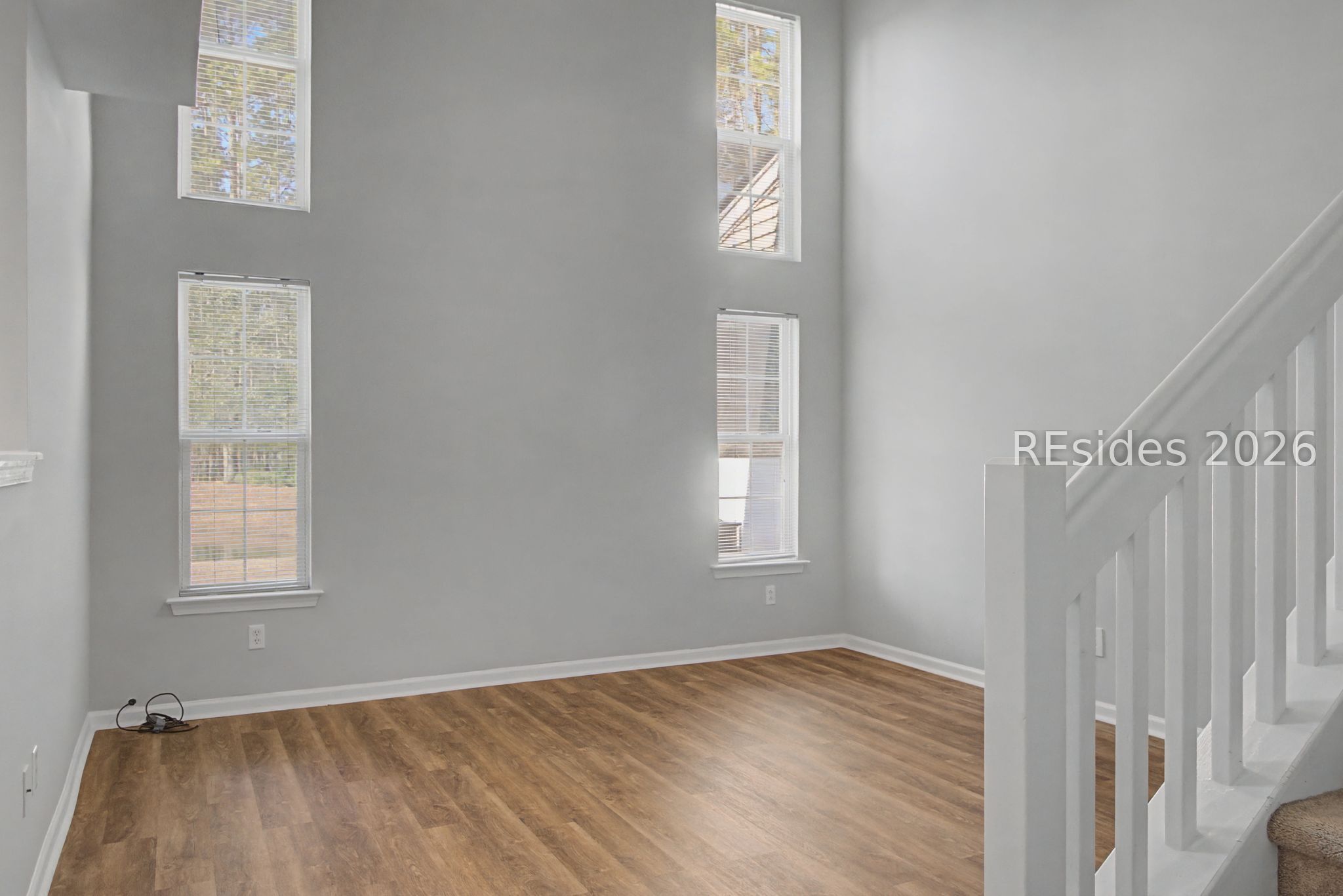 404 EAST Avenue