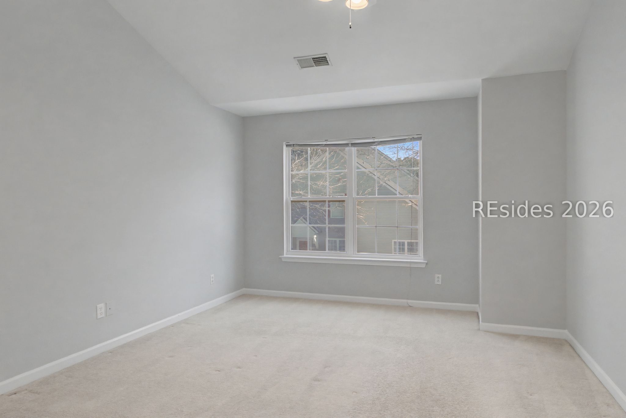 404 EAST Avenue