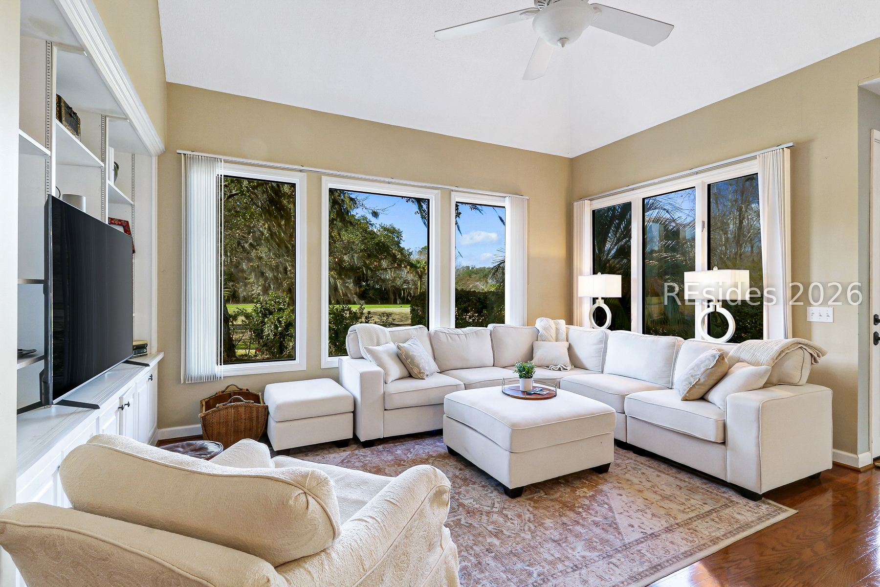 4 Florencia Court