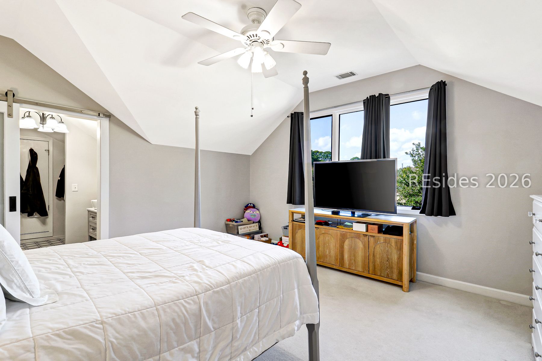 4 Florencia Court