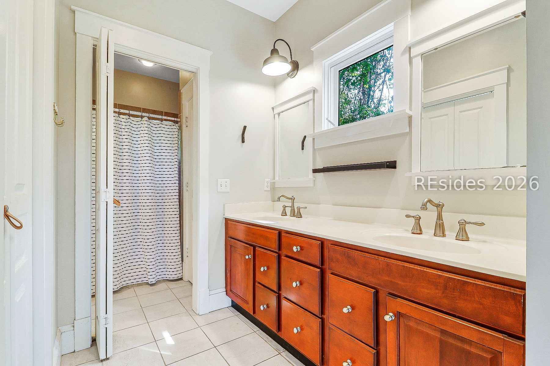 19 Salt Wind Way
