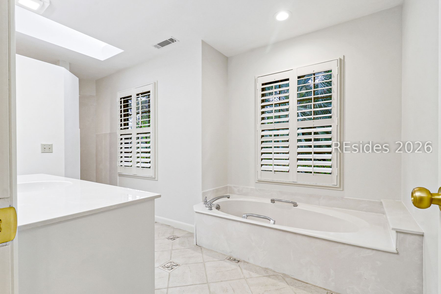 5 Narragansett Lane
