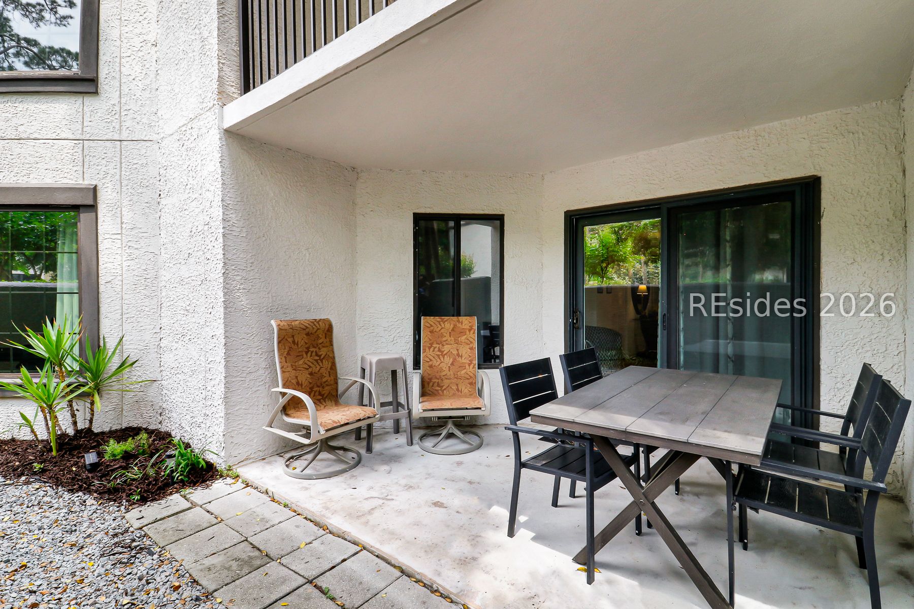 10 Lemoyne Avenue Unit: 101