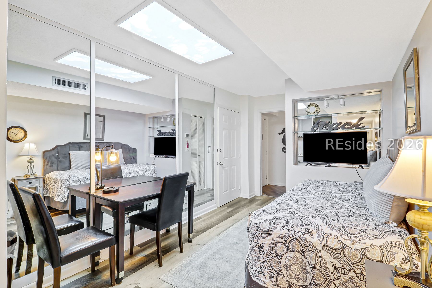 10 Lemoyne Avenue Unit: 101