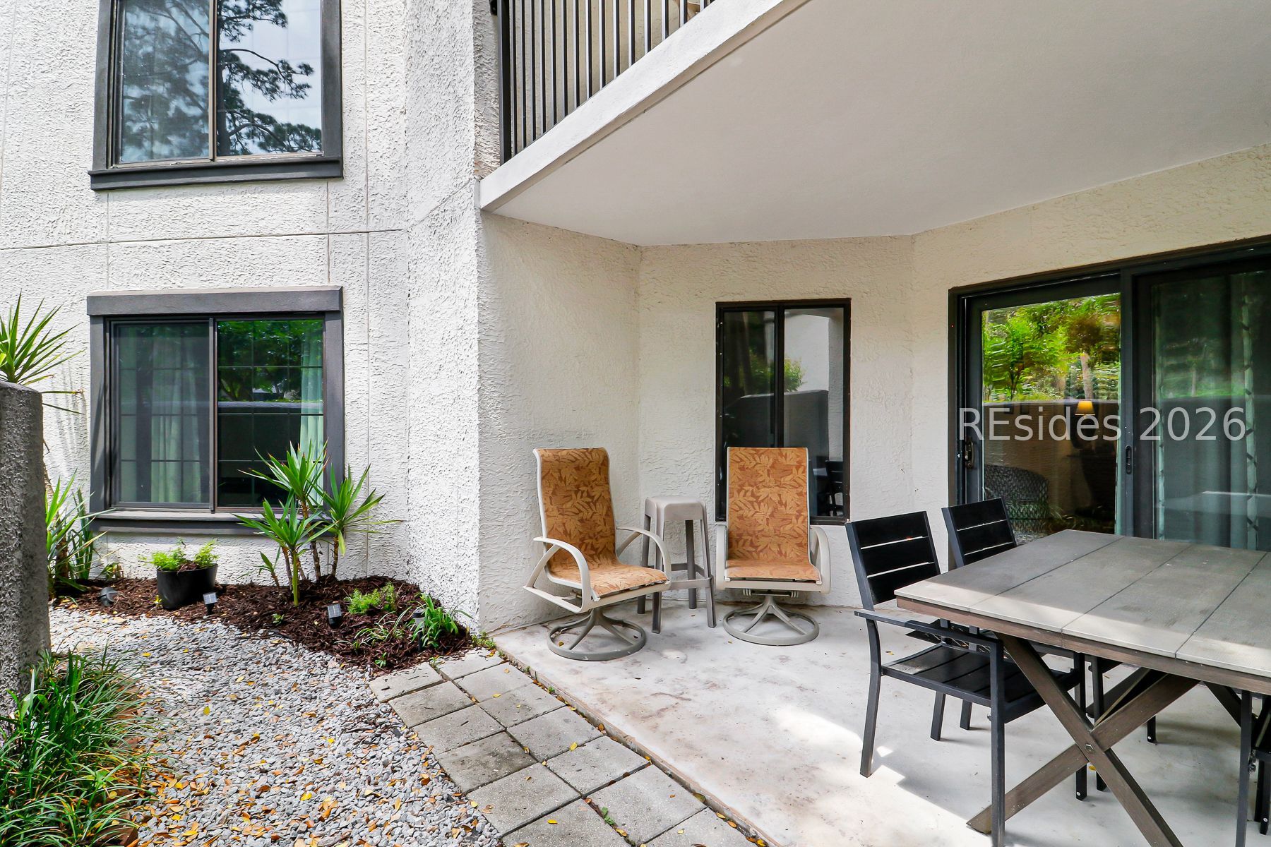 10 Lemoyne Avenue Unit: 101