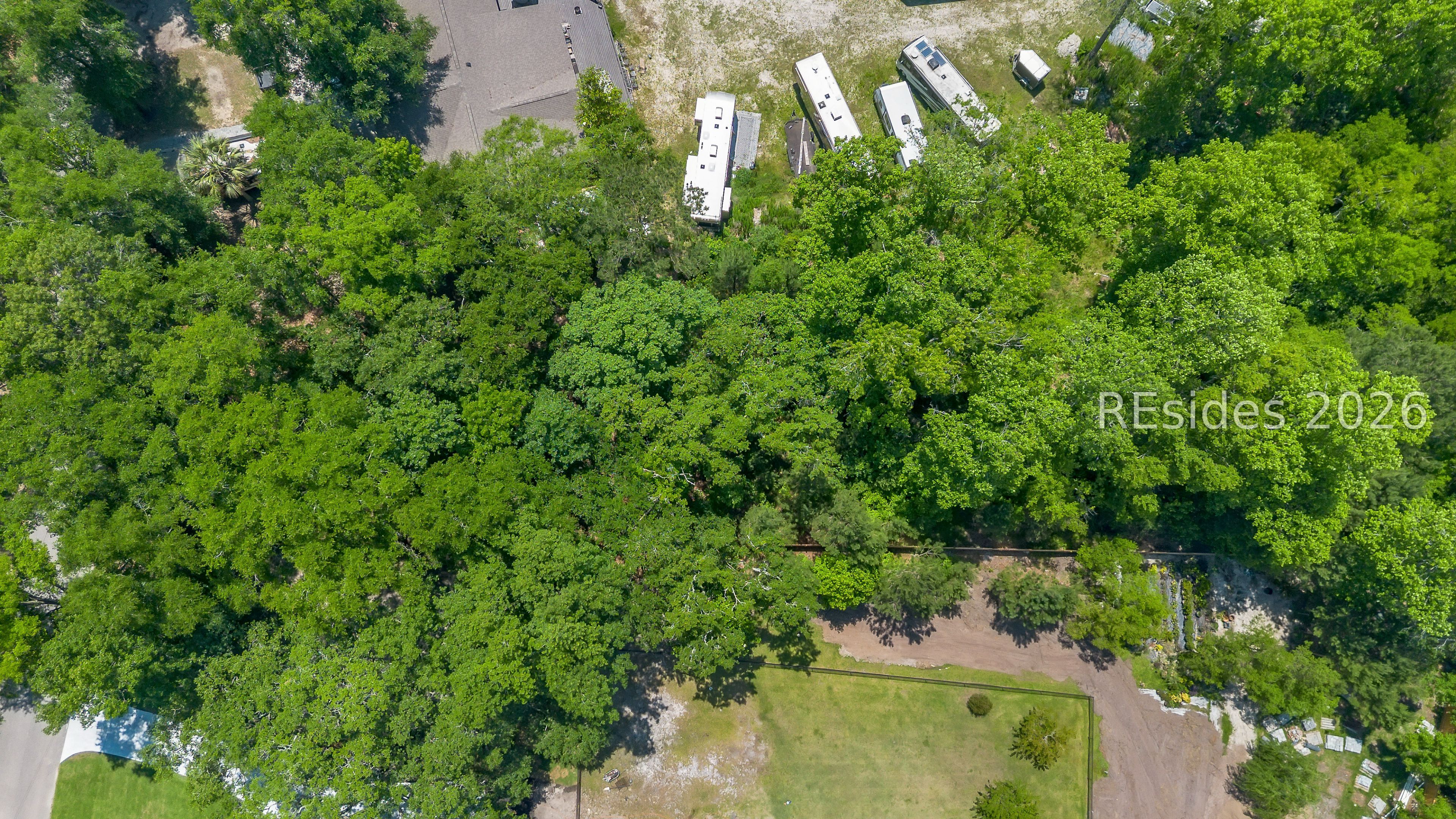 27 Grande Oaks Drive