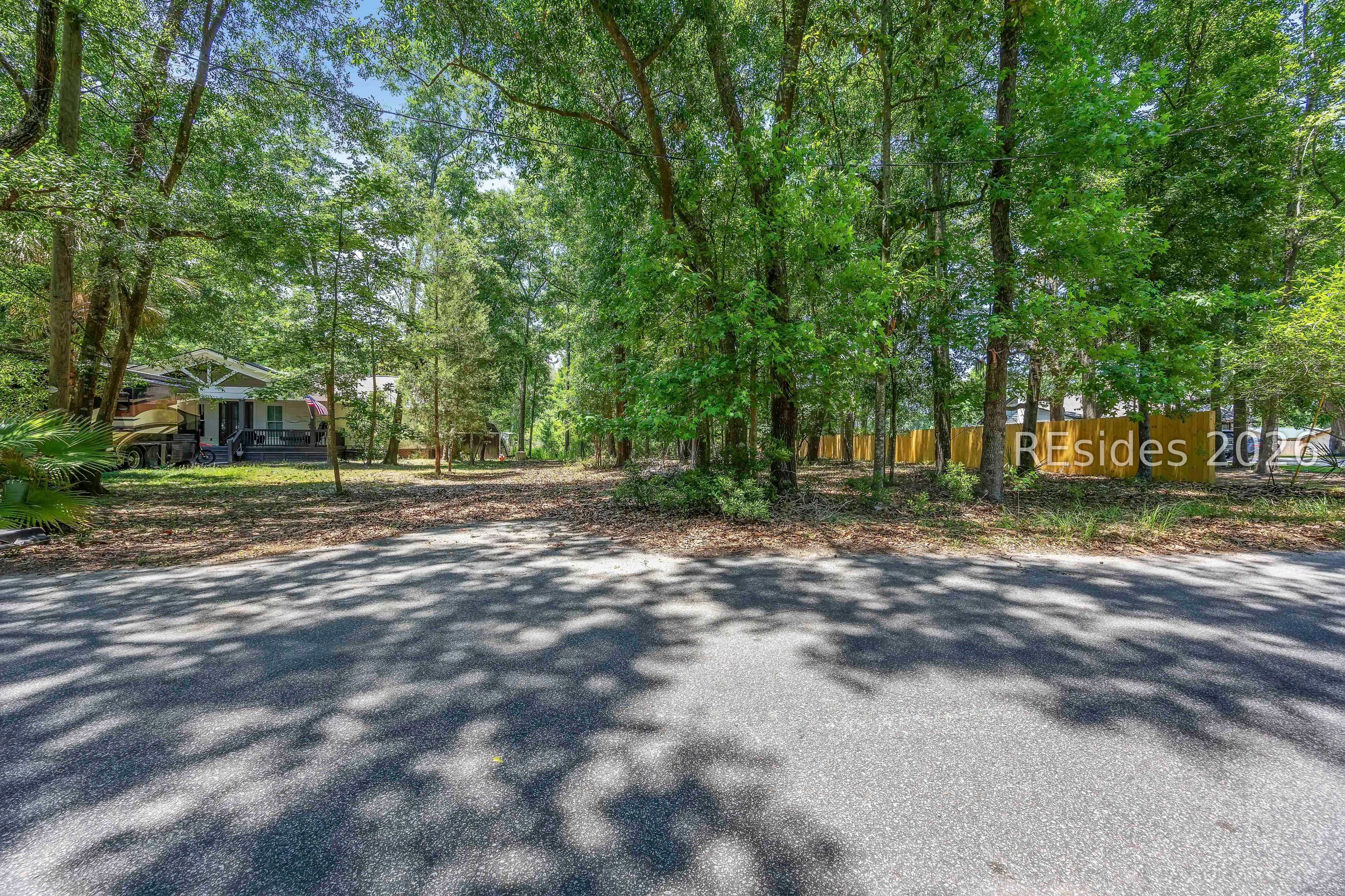27 Grande Oaks Drive