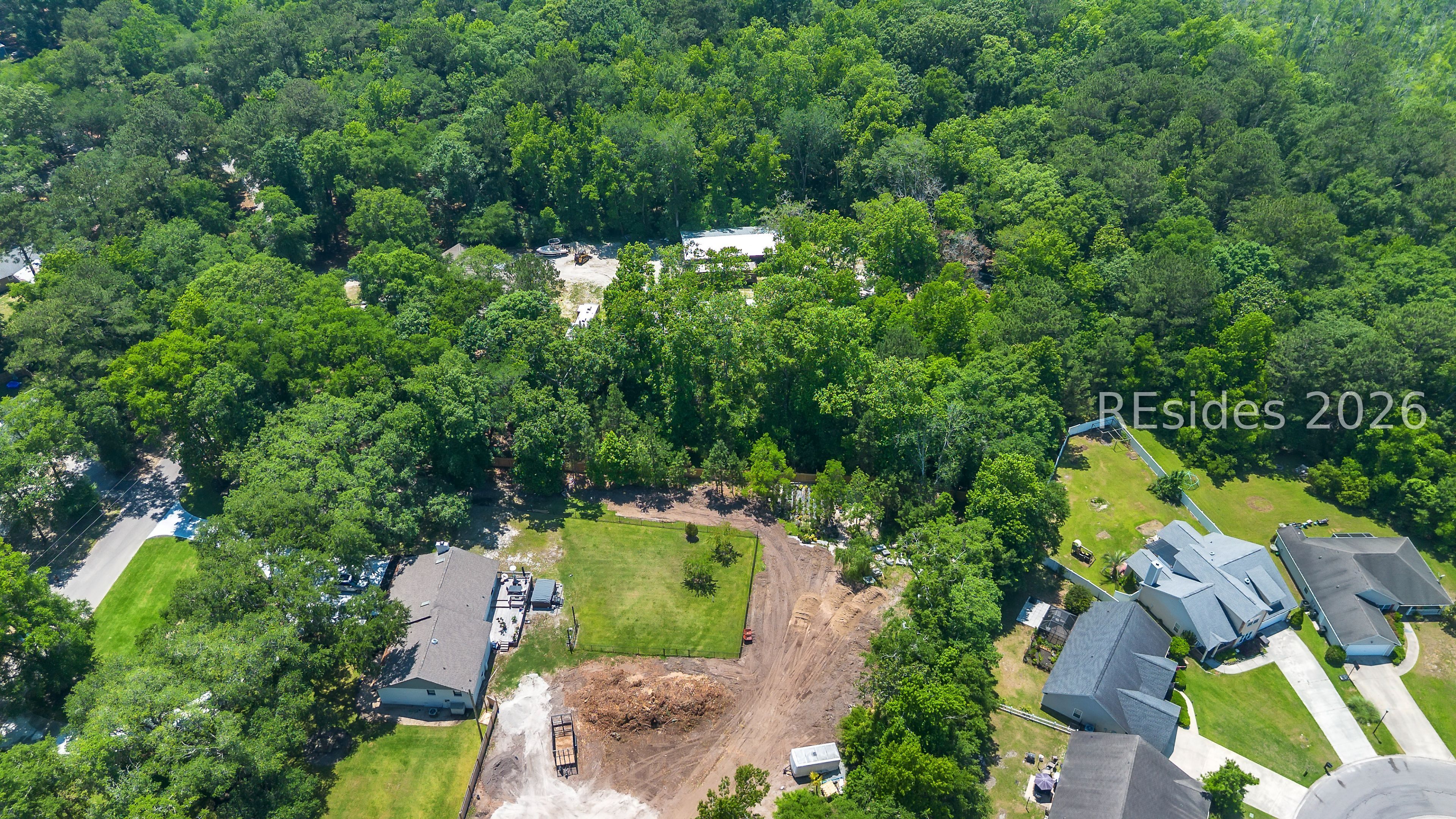27 Grande Oaks Drive