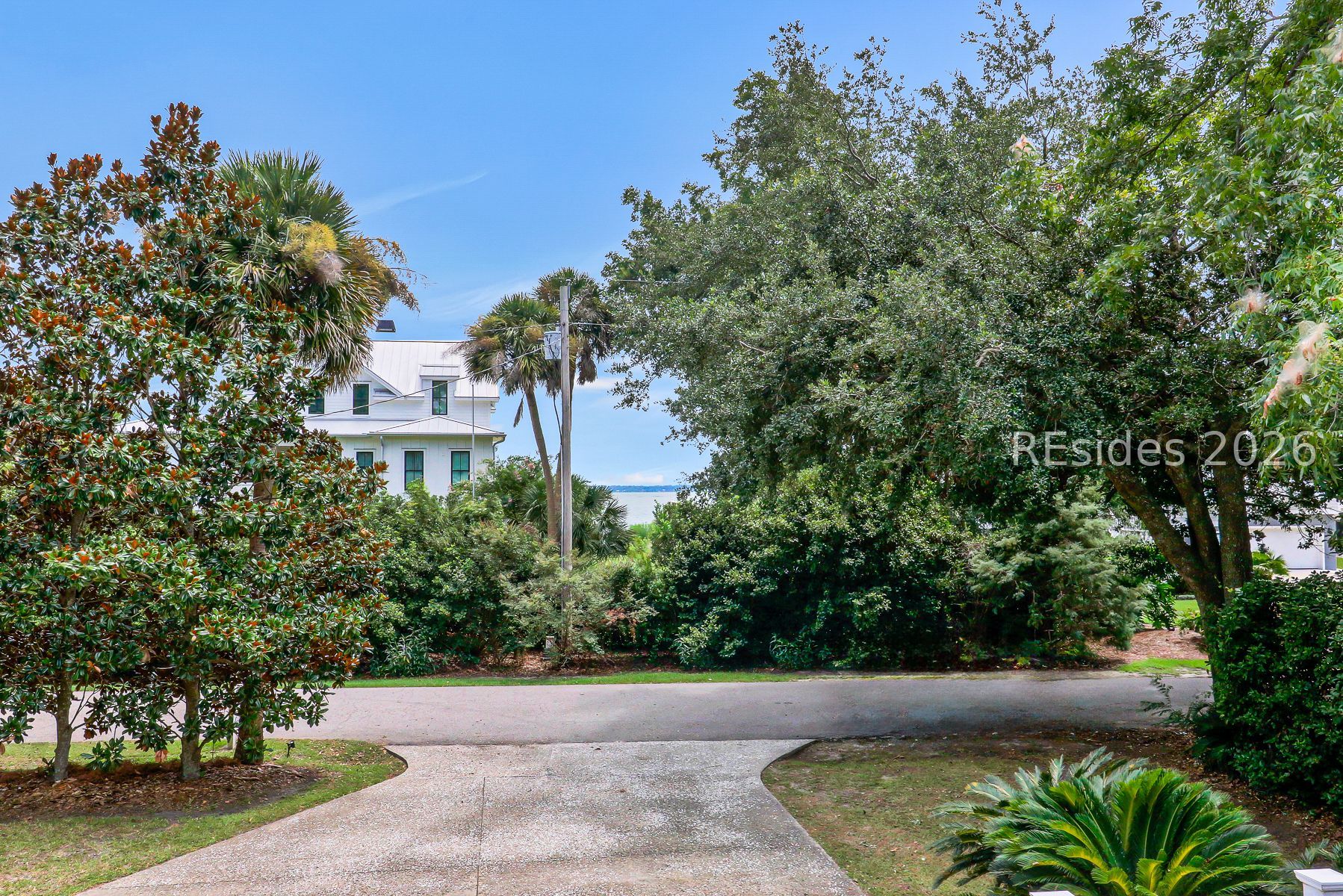 4 Big Oak Street
