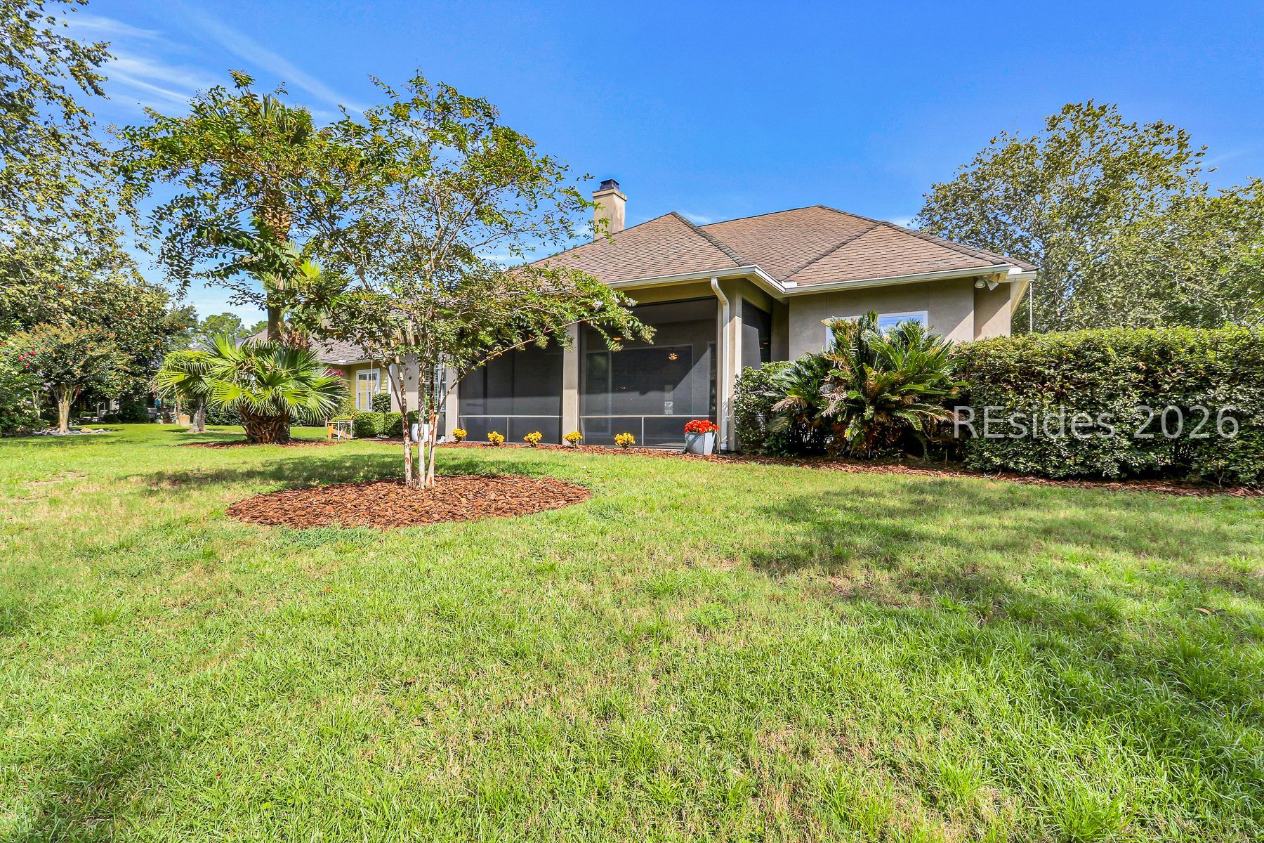 8 Weymouth Circle