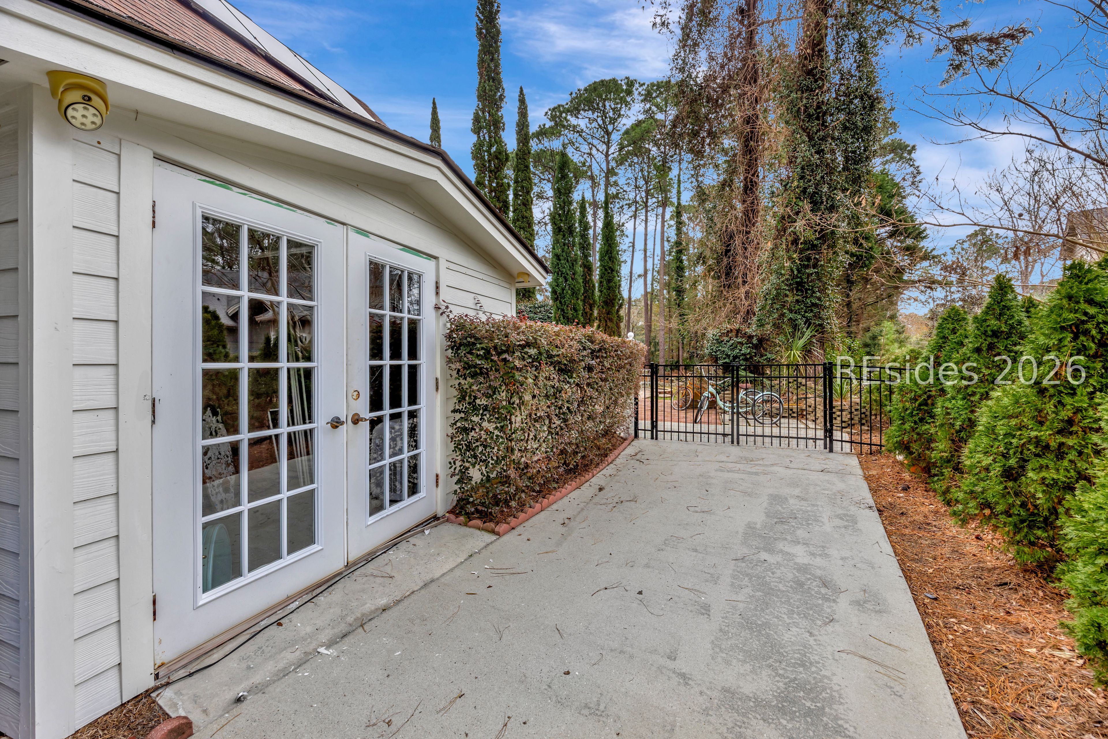 11 Tillinghast Circle