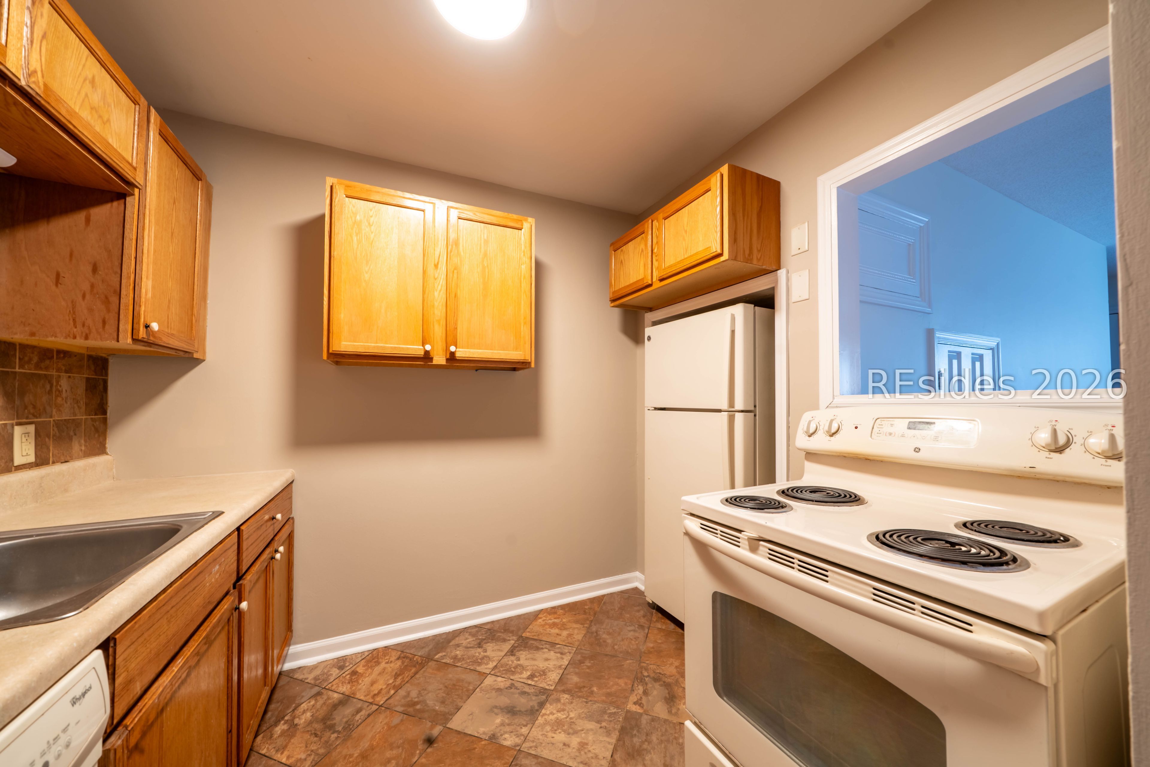 50 Marshland Road Unit: APT 1