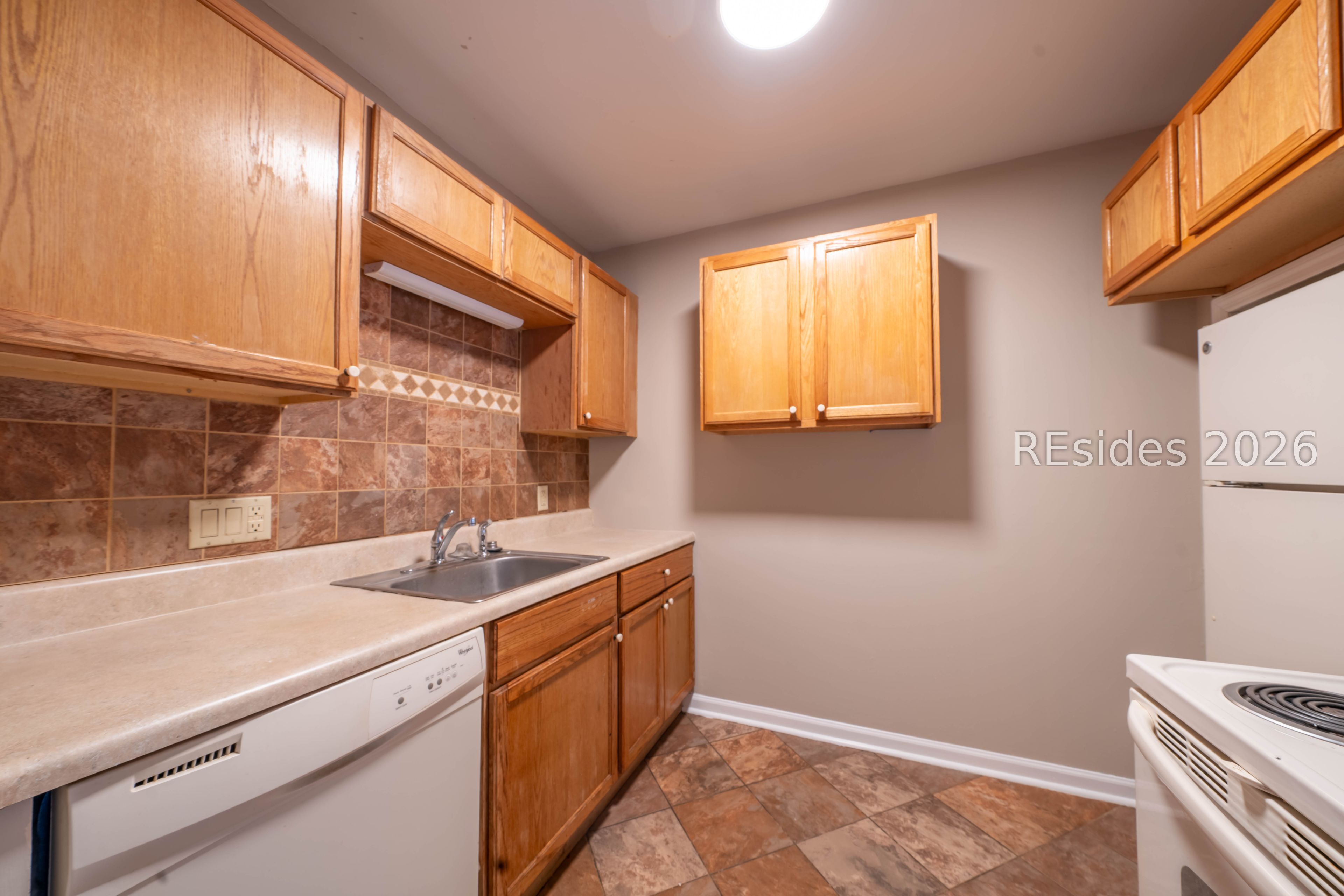 50 Marshland Road Unit: APT 1