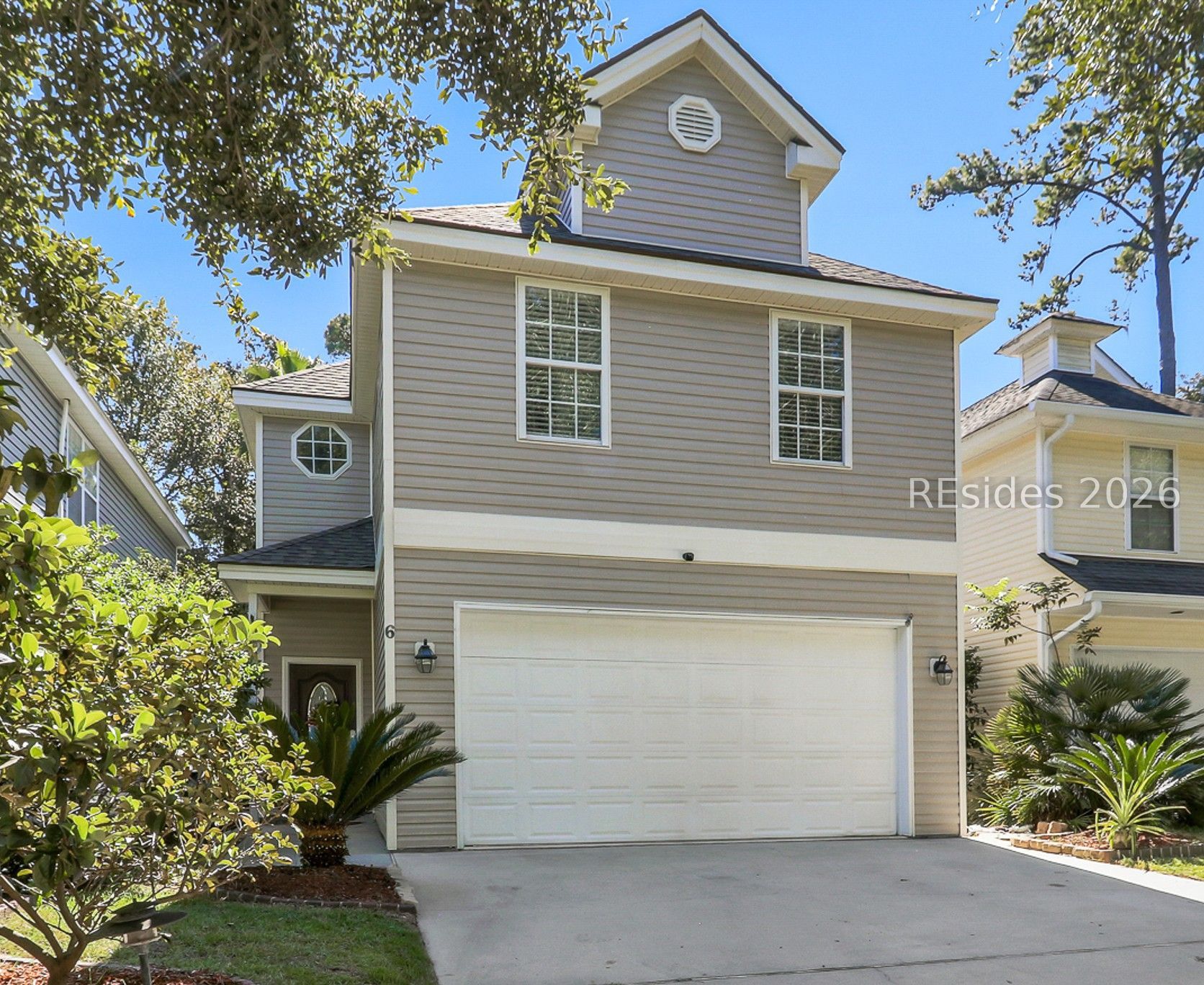 6 Gold Oak Drive