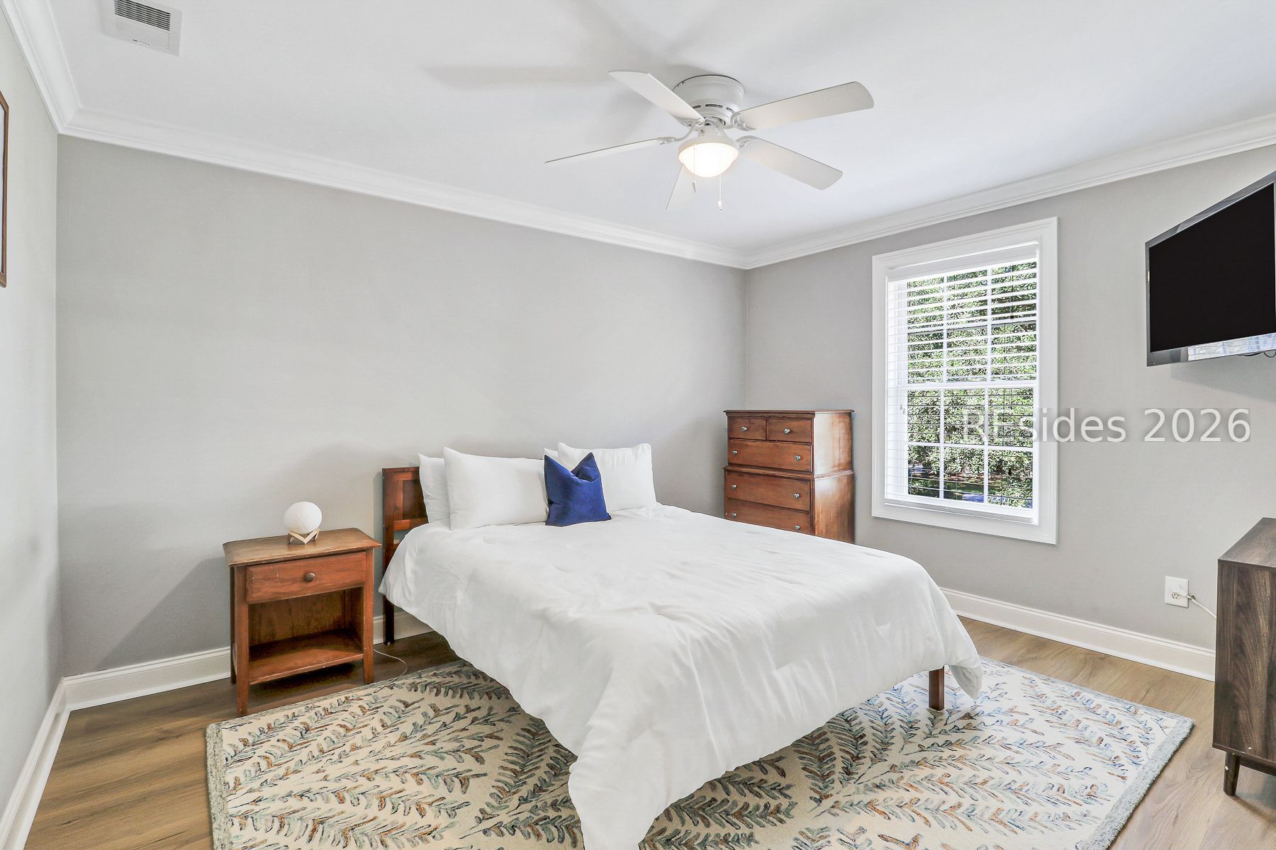 6 Gold Oak Drive