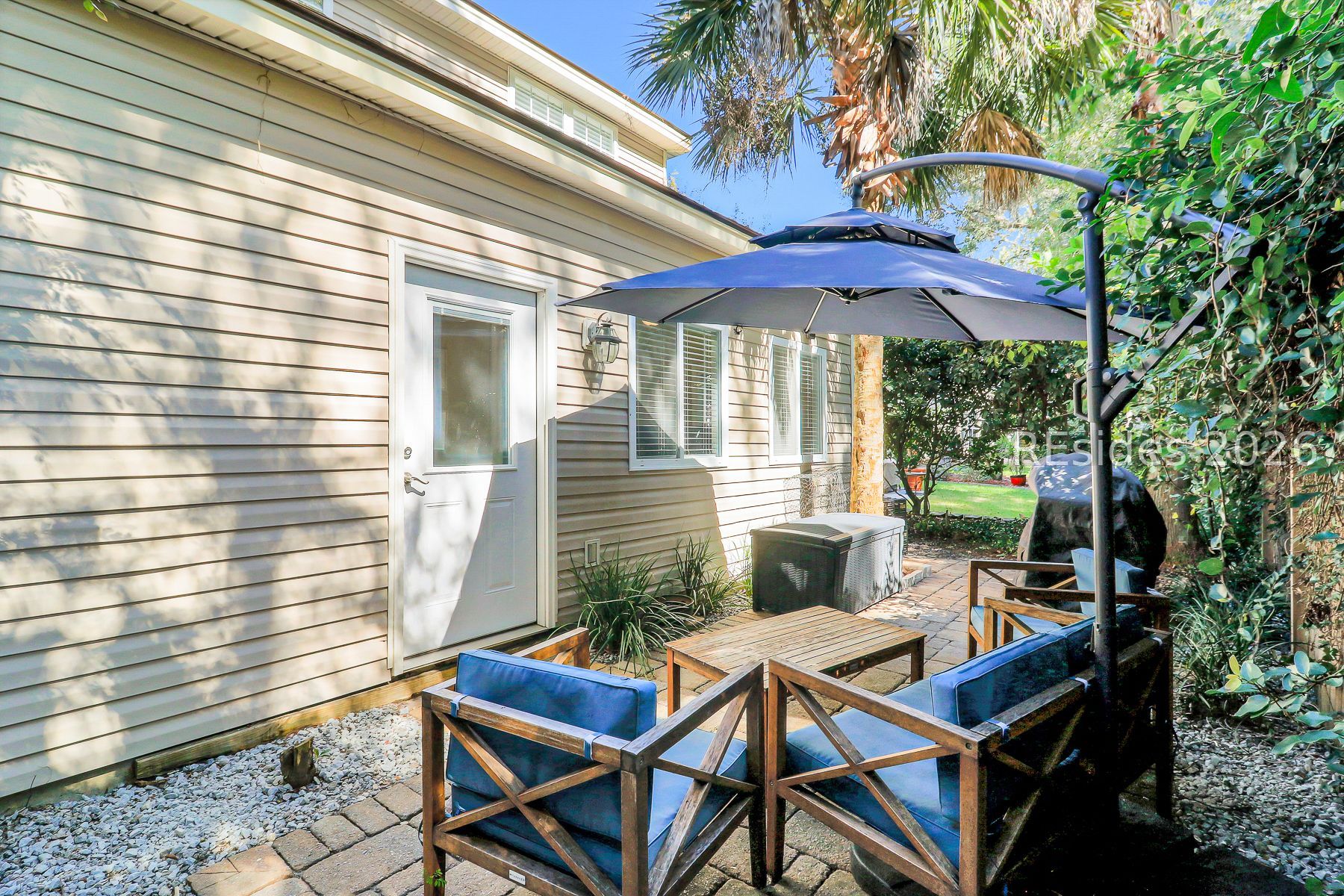 6 Gold Oak Drive