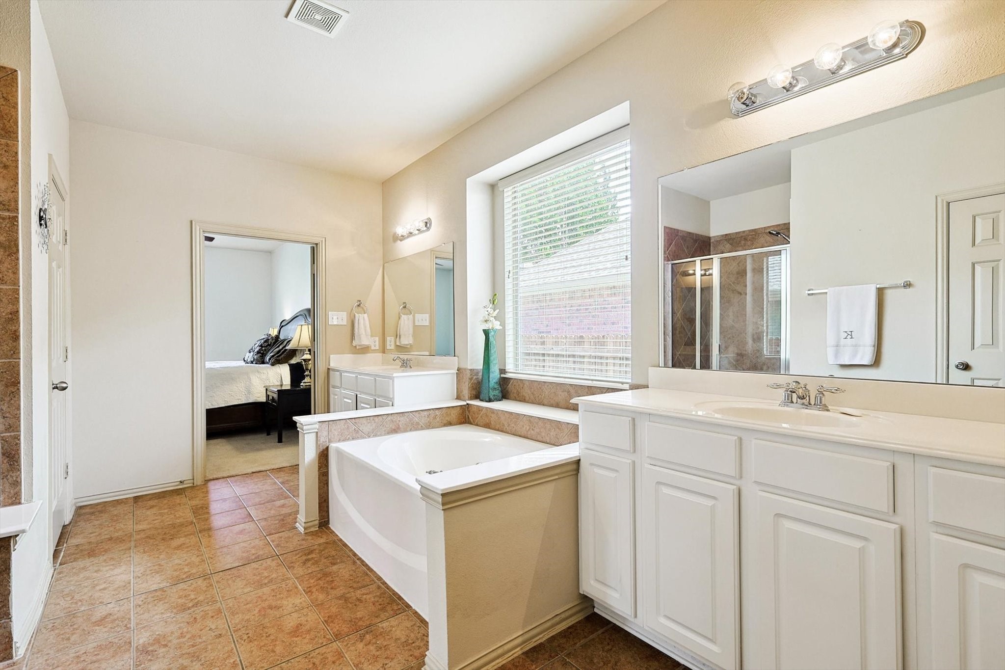 12724 Travers Trail