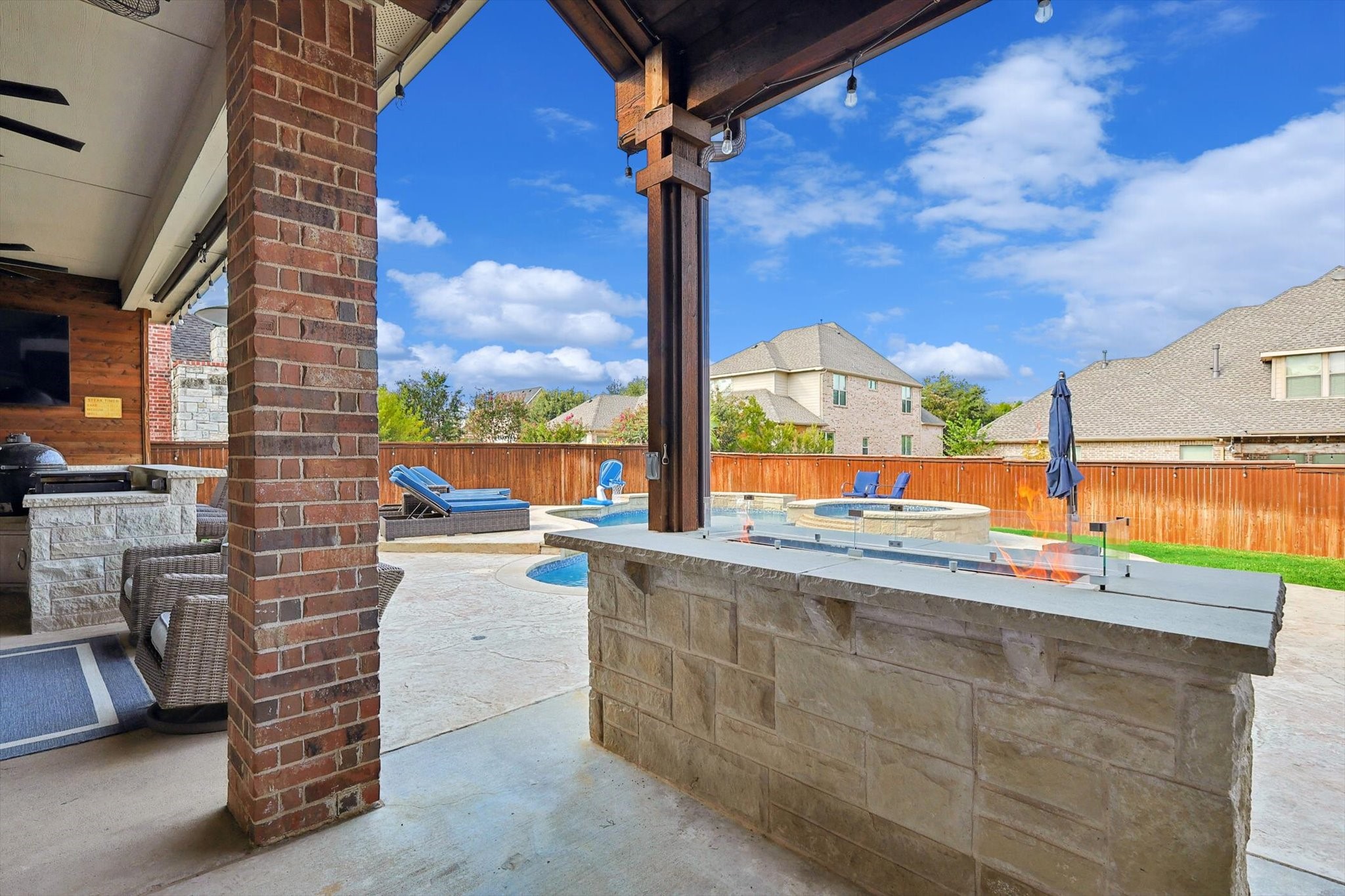 9144 Penny Lane