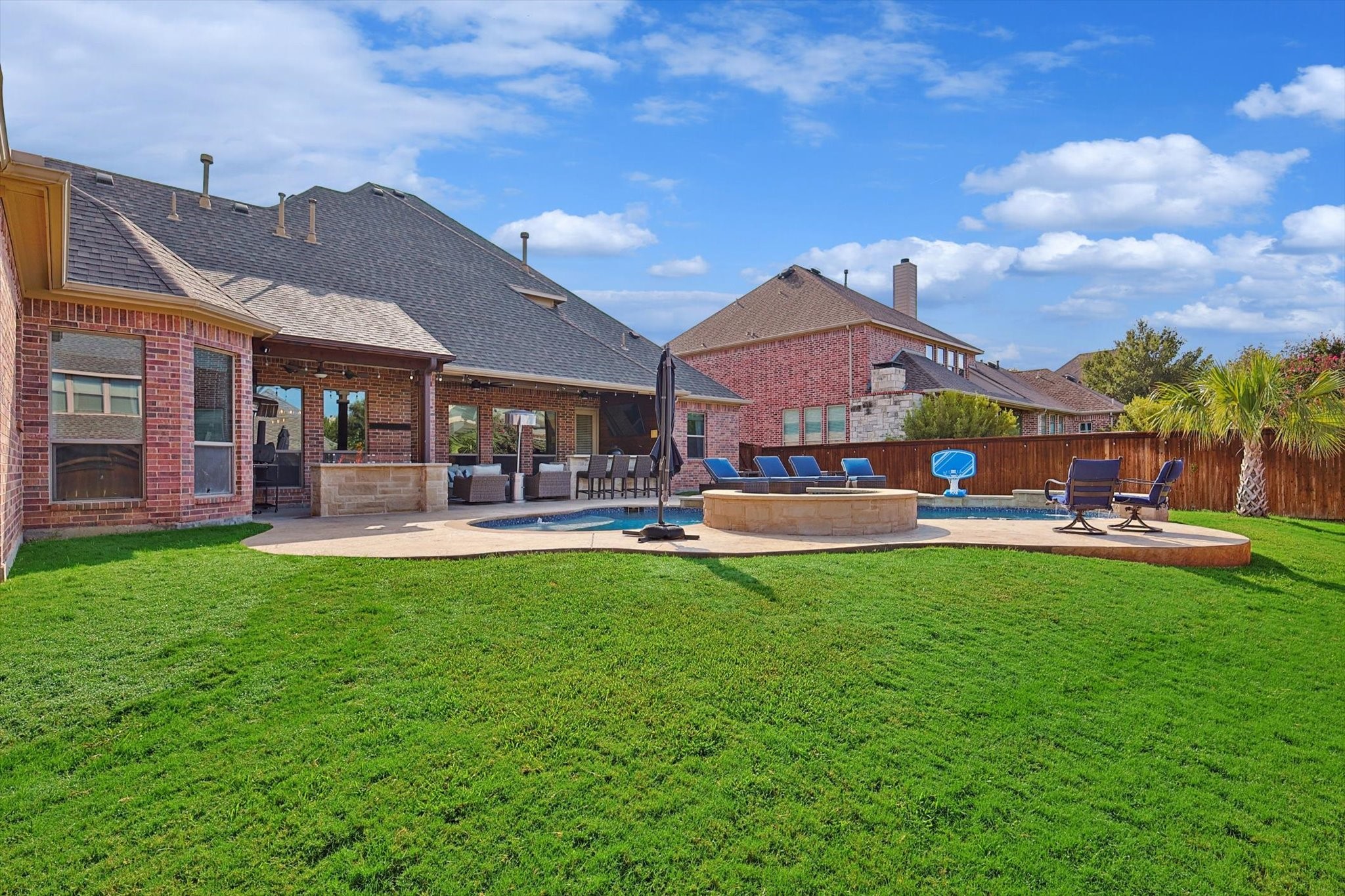 9144 Penny Lane