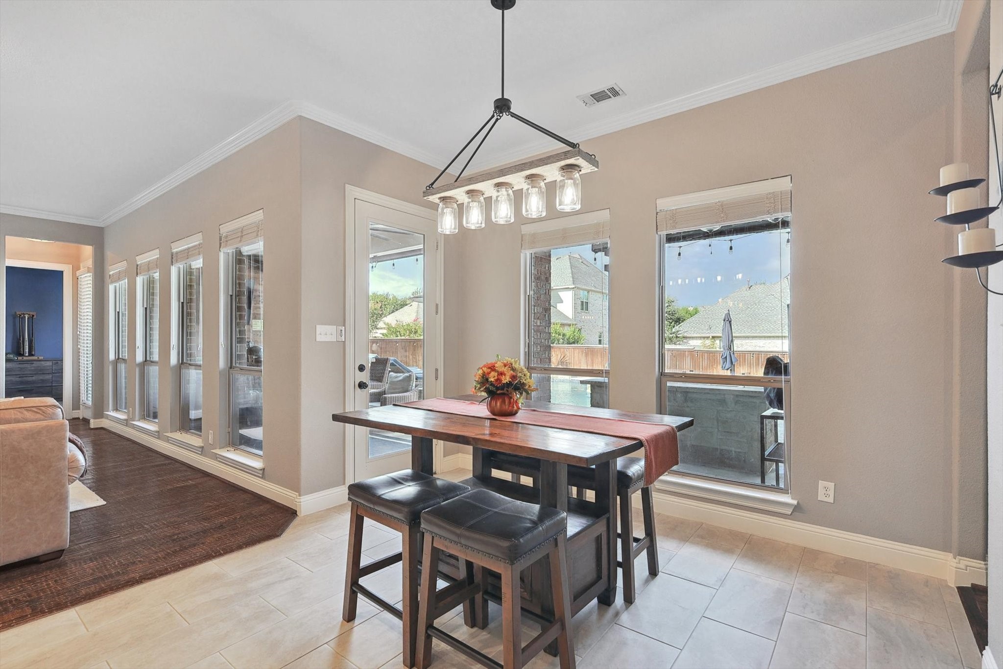 9144 Penny Lane