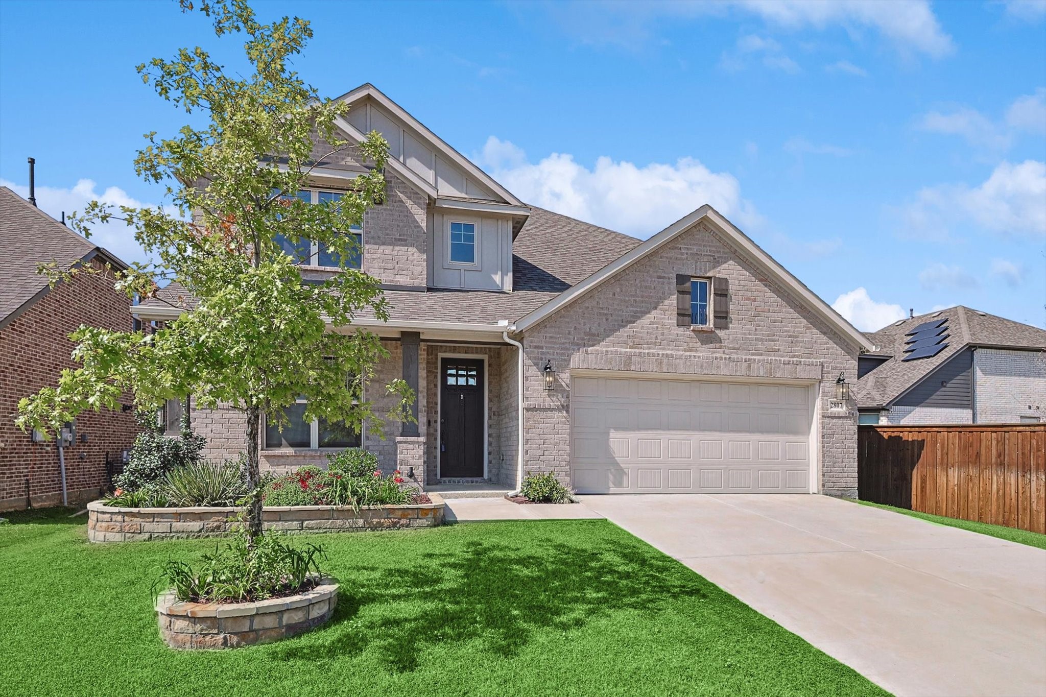2807 Trail Head Drive