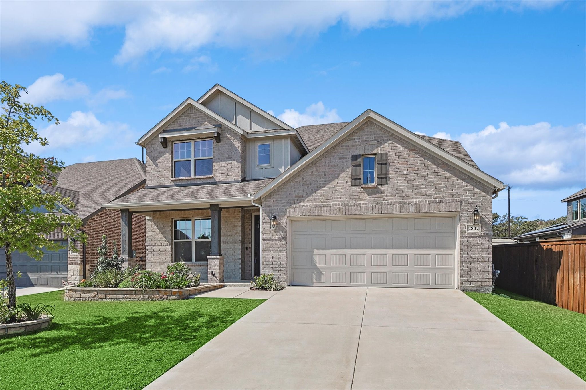 2807 Trail Head Drive