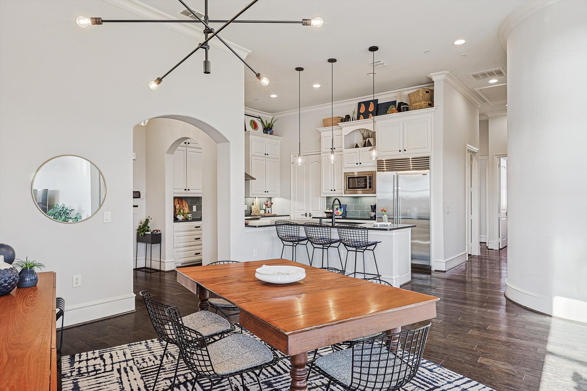 6601 Mediterranean Drive 6401