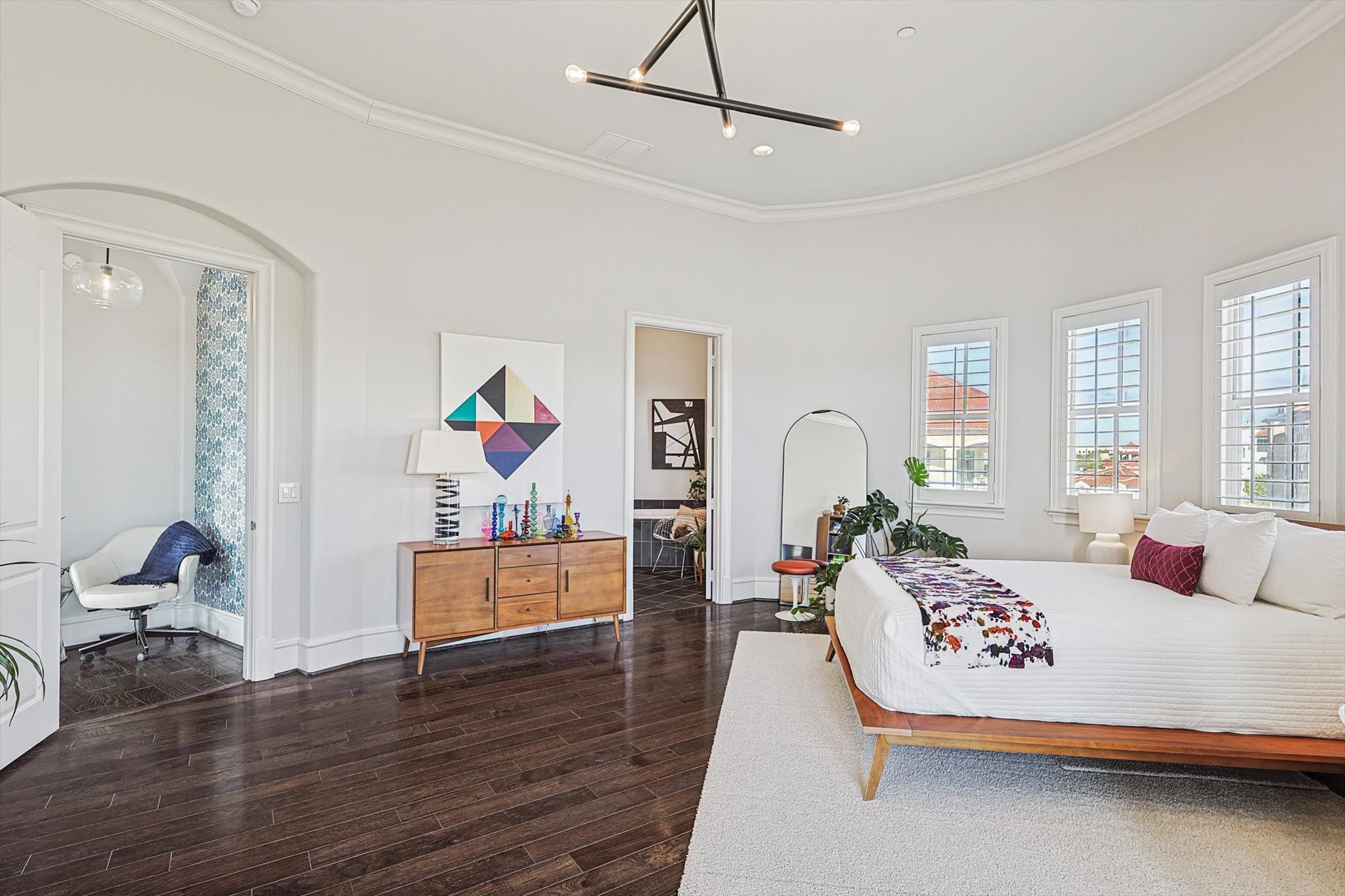 6601 Mediterranean Drive 6401