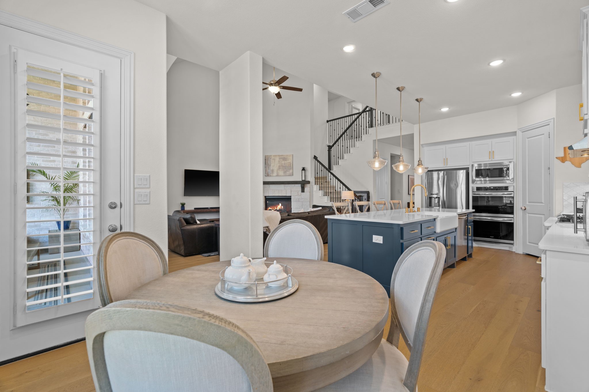 1217 Armadillo Trail