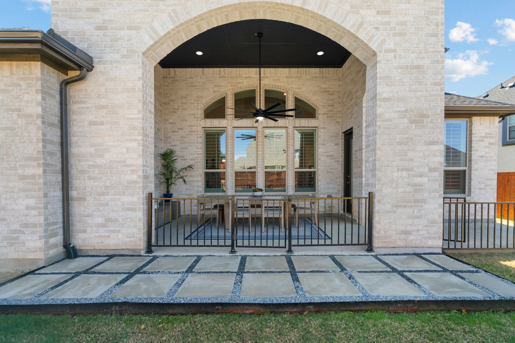 1217 Armadillo Trail