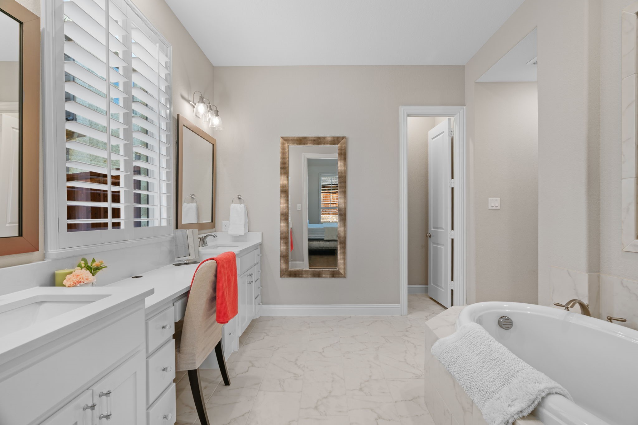 1217 Armadillo Trail